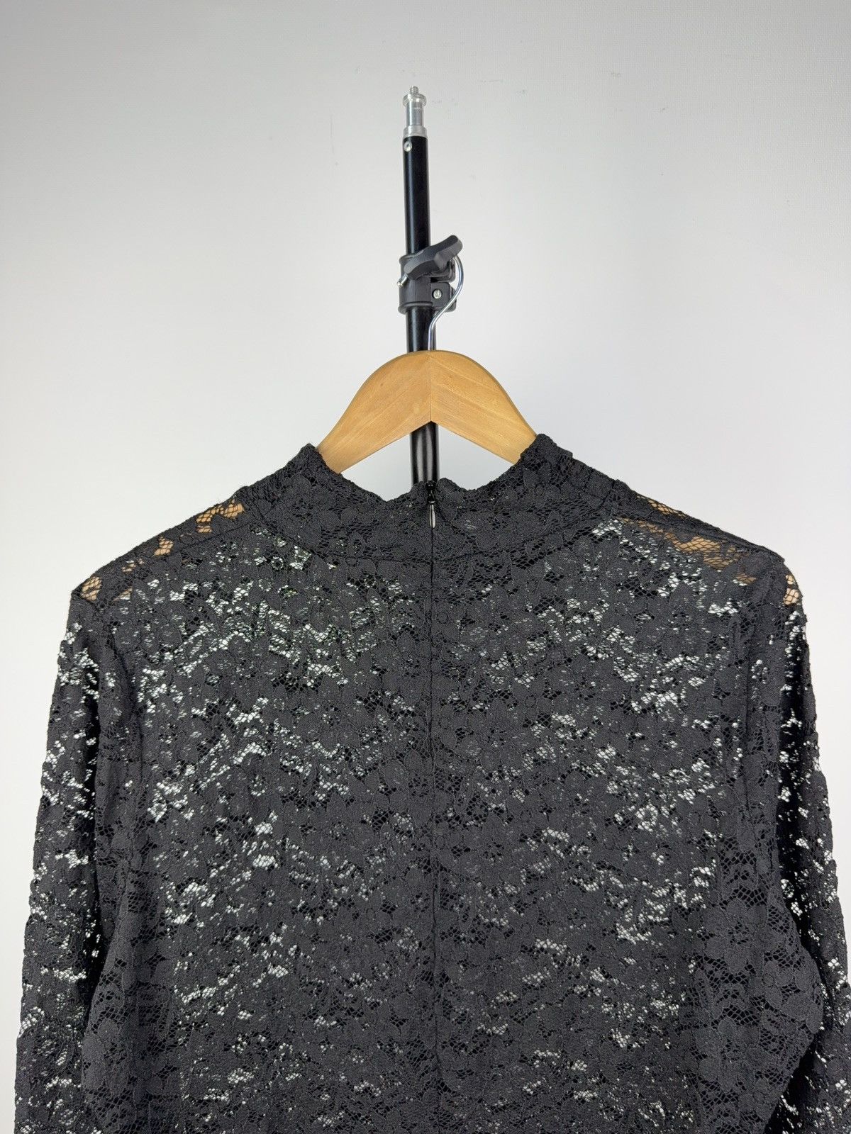 Japanese Brand Gothic Avant-Garde Black Lace Sheer Top Blouse Y2K Size L / US 10 / IT 46 - 5 Thumbnail