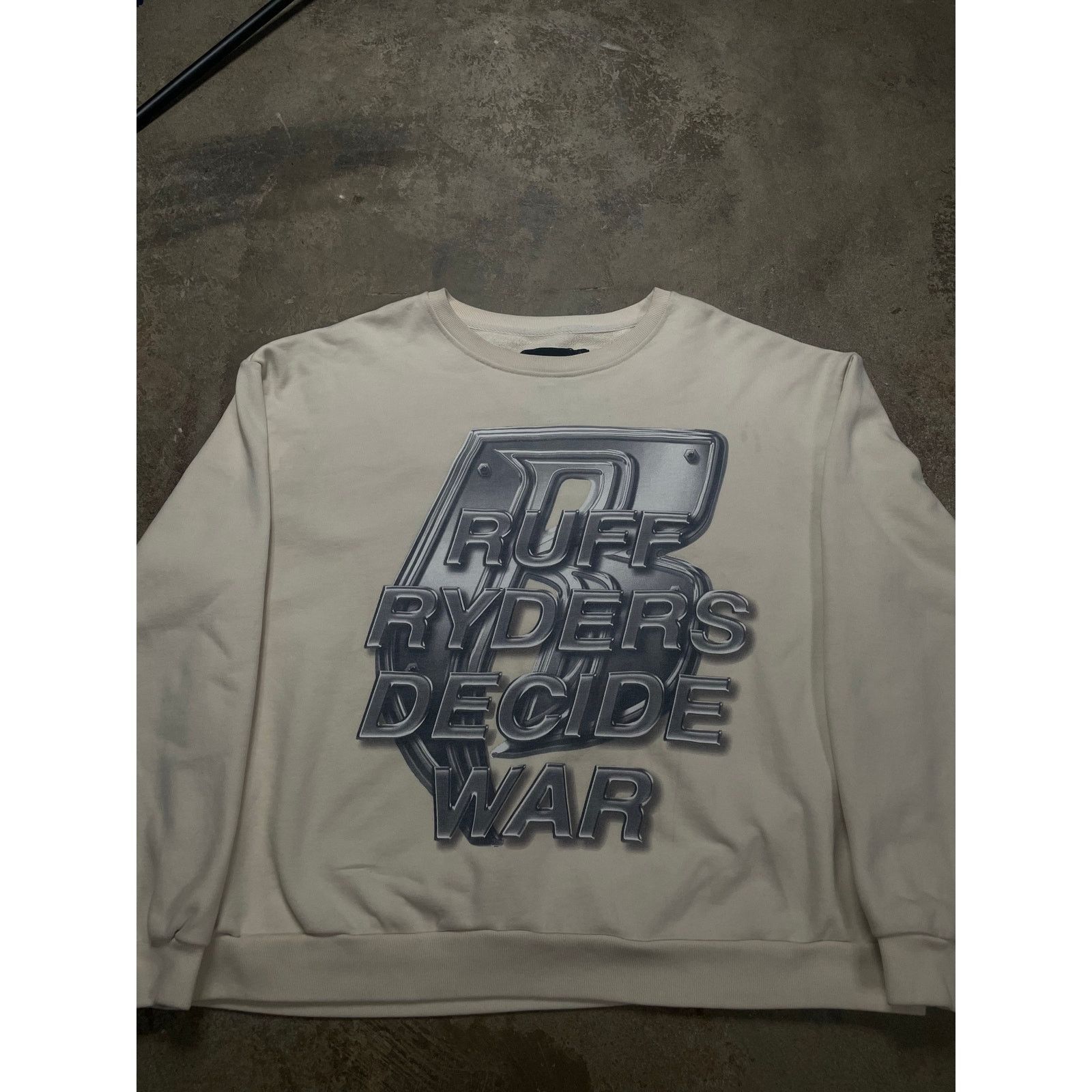 Who Decides War WDW Cream Ruff Ryder Crewneck USED Medium Size US M / EU 48-50 / 2 - 1 Thumbnail