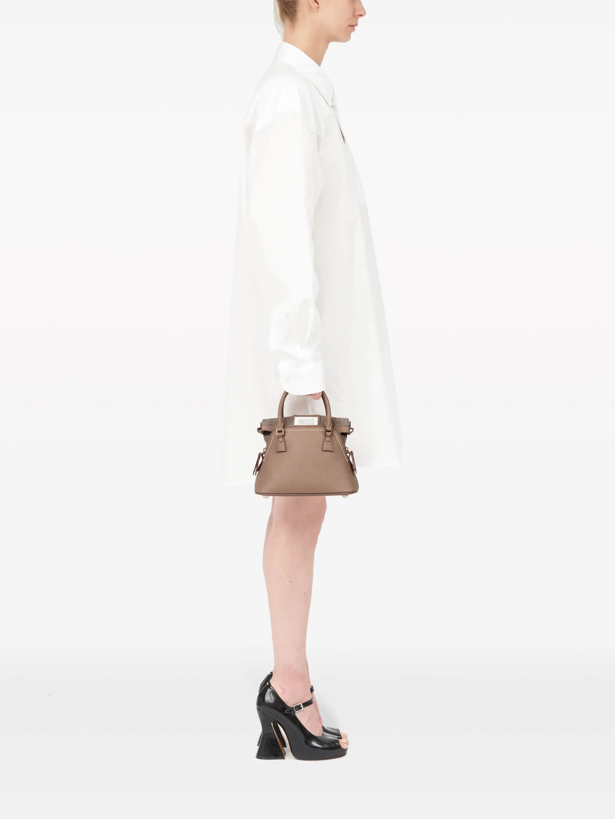 Maison Margiela oc11z0325 Size: OS / Micro Classique Tote Bag in Sand Beige Size ONE SIZE - 3 Thumbnail