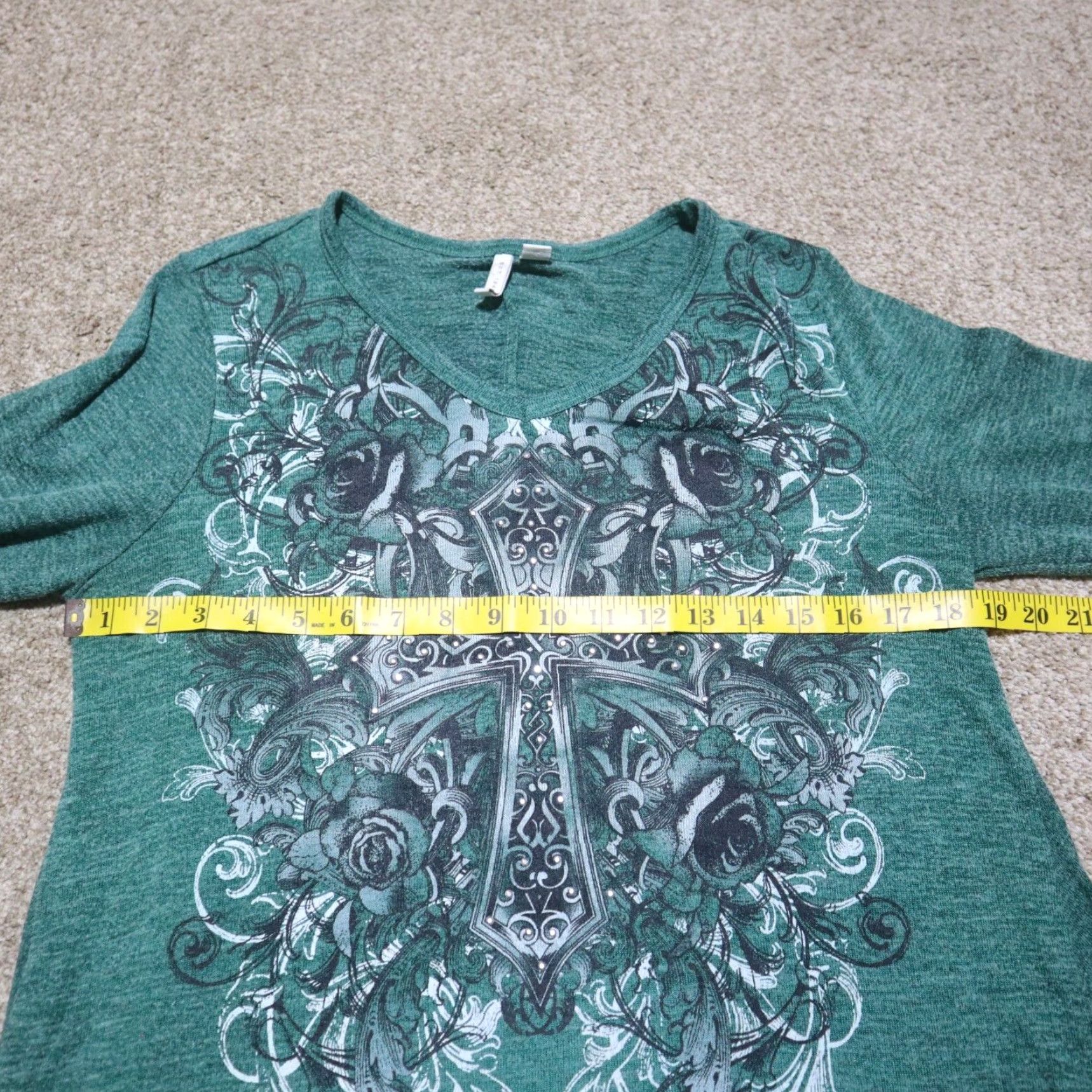 Vintage Est 1946 Cross Green Shirt Women M Adult Medium Green Est 1946 Shirt Womens M Size M / US 6-8 / IT 42-44 - 4 Thumbnail