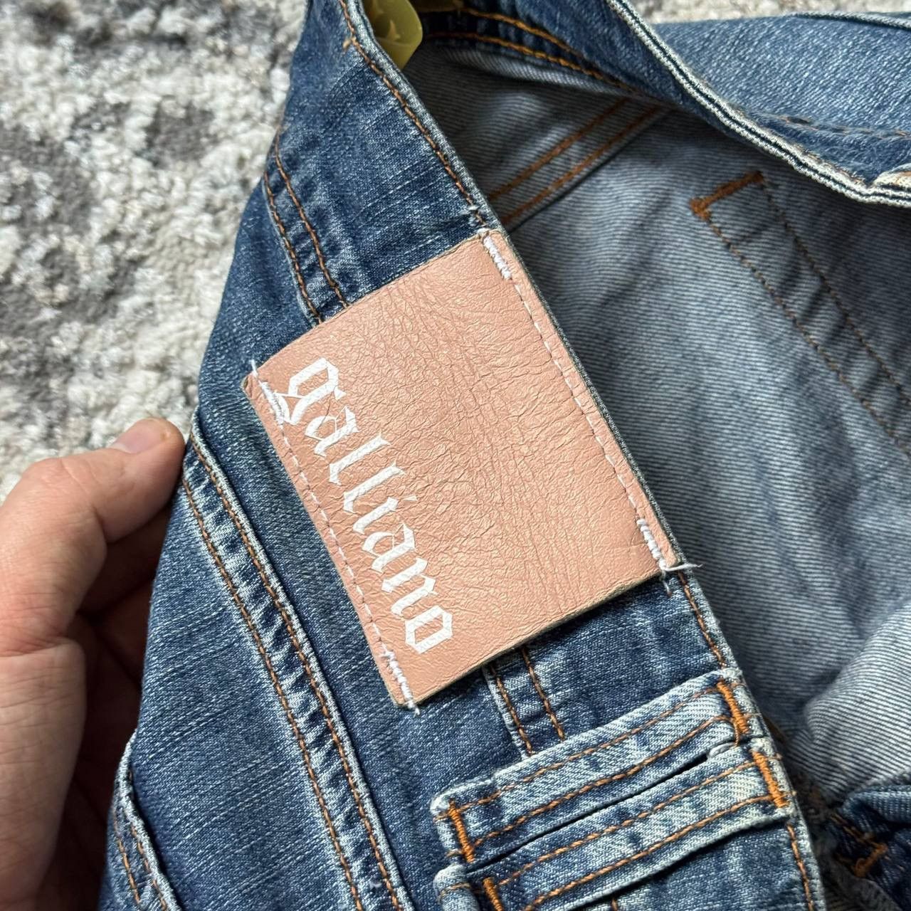 John Galliano RARE John Galliano Vintage Denim Jeans Rhinestone Logo Size 30" / US 8 / IT 44 - 8 Thumbnail
