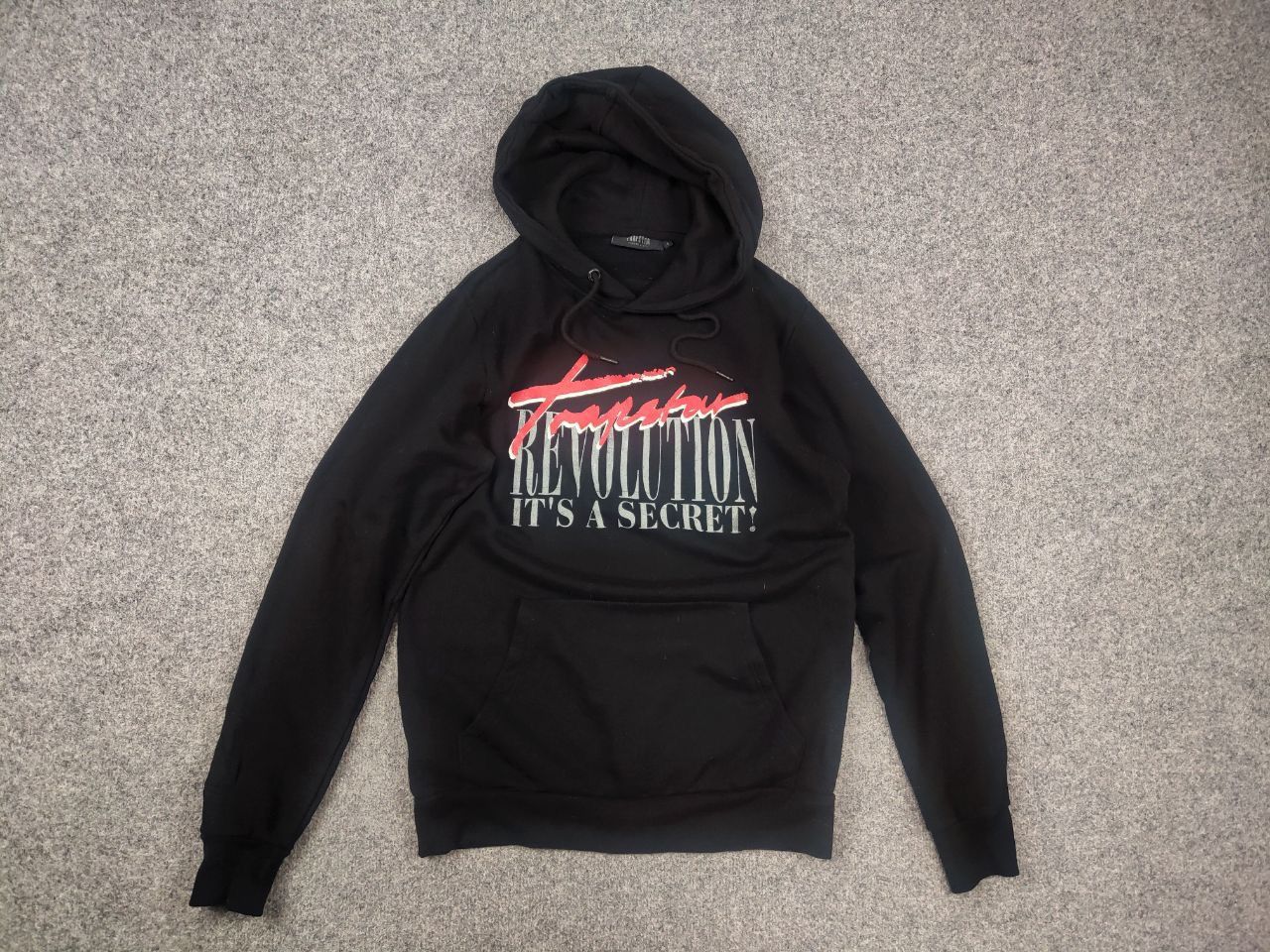Trapstar London Trapstar revolution it's a secret Logo Black Hoodie Size US S / EU 44-46 / 1 - 7 Thumbnail