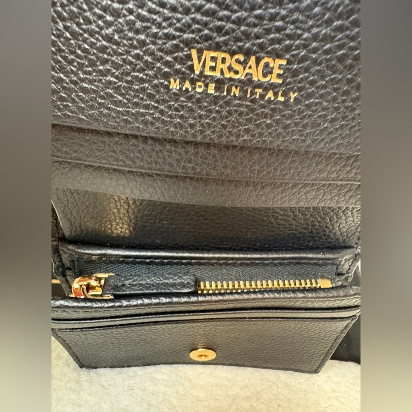 Versace Versace Black and Cream Snakeskin Wallet NWT Size ONE SIZE - 4 Thumbnail