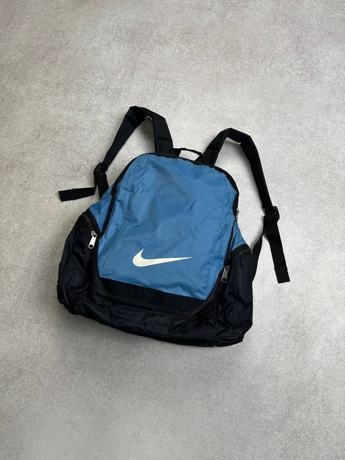 Nike Vintage Nike Swoosh Retro Y2K Backpack Os Size ONE SIZE - 2 Thumbnail