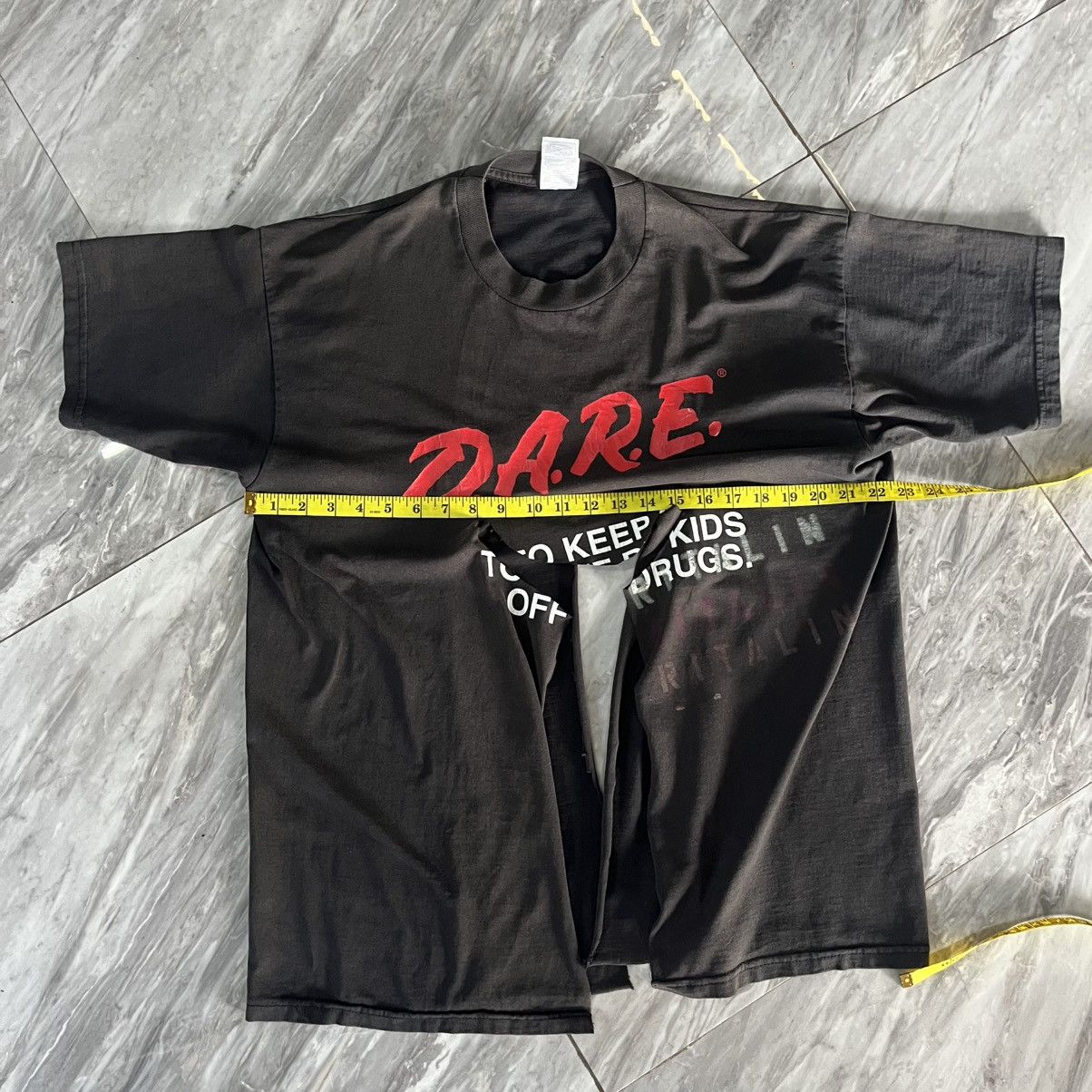 D.A.R.E Thrashed Faded Vintage 1990s DARE Destroyed Look Tee Size US XL / EU 56 / 4 - 8 Thumbnail