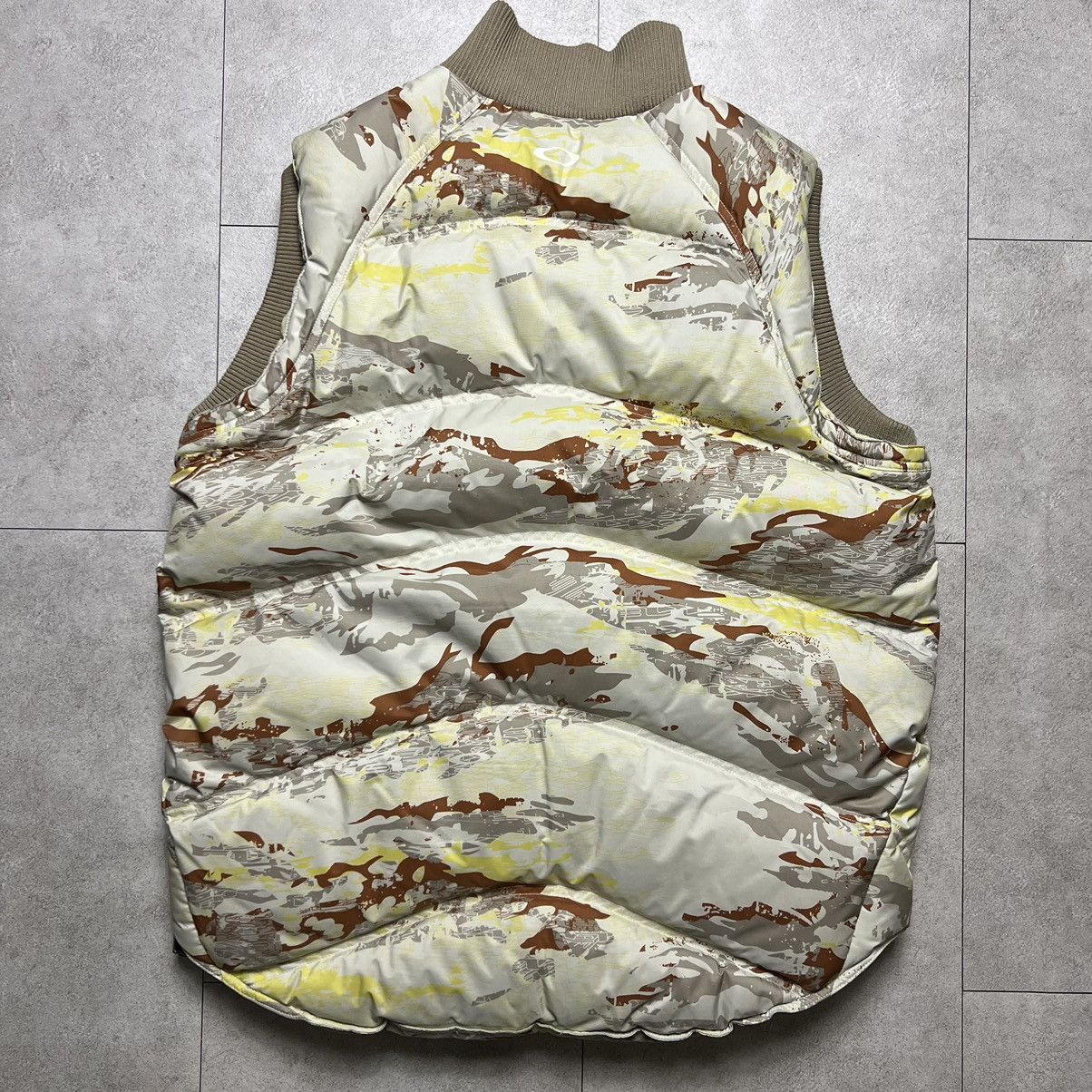 Oakley Vintage Oakley Camo Down Vest Jacket Size US M / EU 48-50 / 2 - 6 Thumbnail