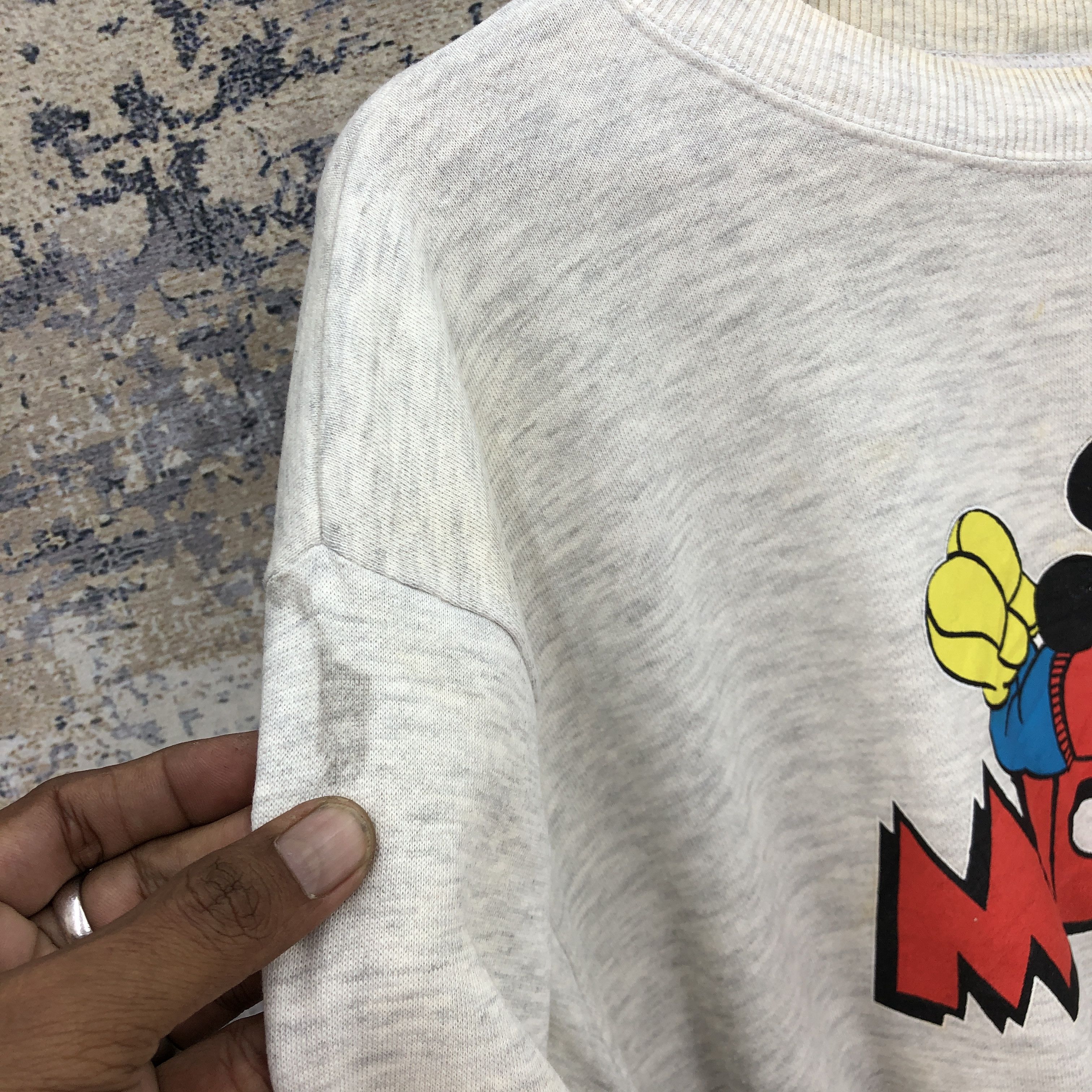 Mickey Mouse Vintage 90's Mickey Mouse Sweatshirt Disney Cartoon Sweater Size US M / EU 48-50 / 2 - 8 Thumbnail