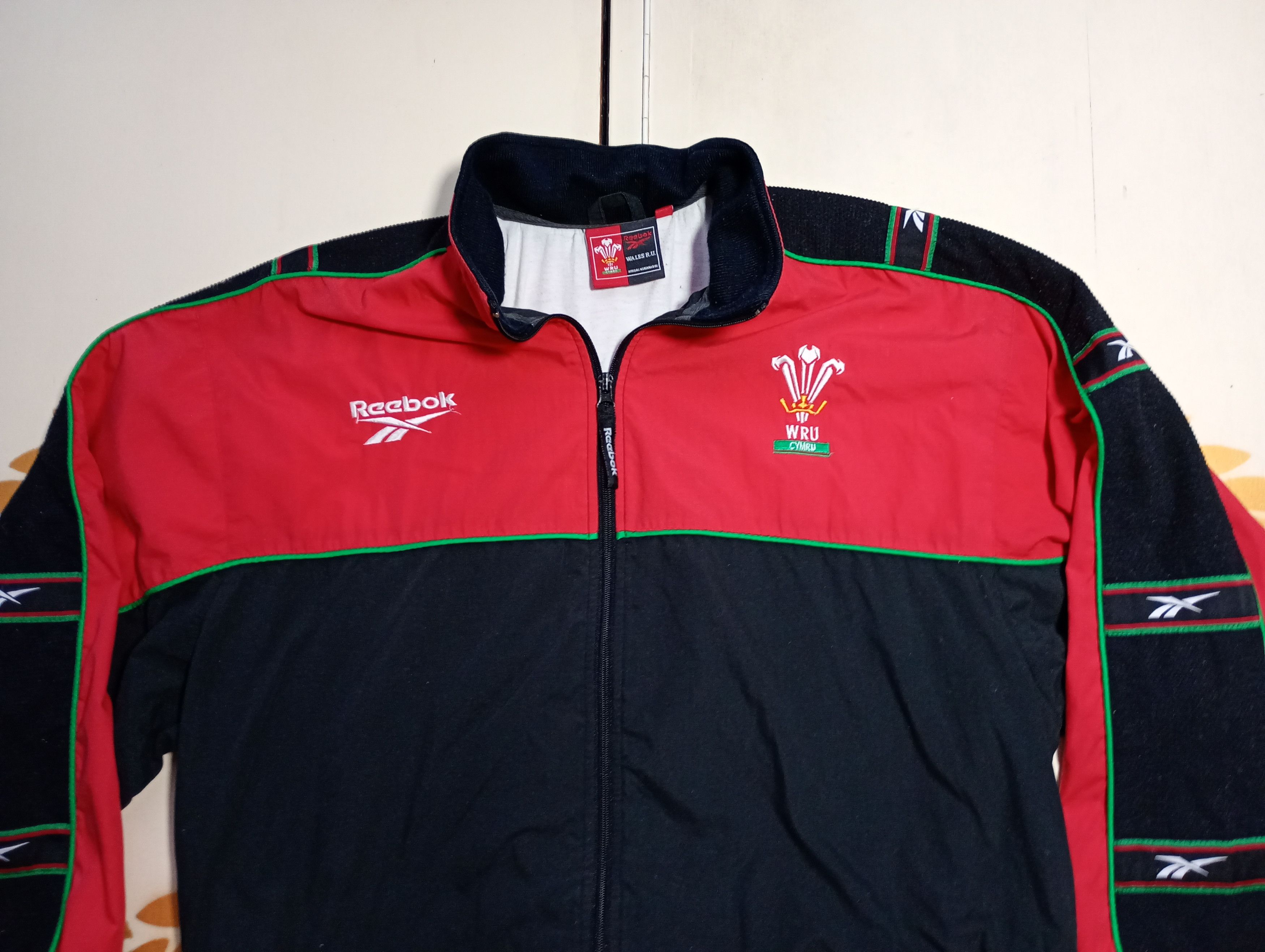 Reebok Reebok Wales Rugby Team Track Top Jacket 1998-1999 Size US M / EU 48-50 / 2 - 5 Thumbnail