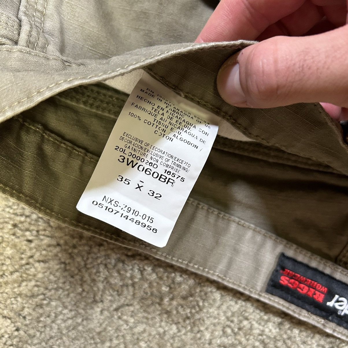 Vintage × Wrangler Crazy Vintage Y2K Wrangler Riggs Double Knee Cargo Pants Size US 35 - 8 Thumbnail