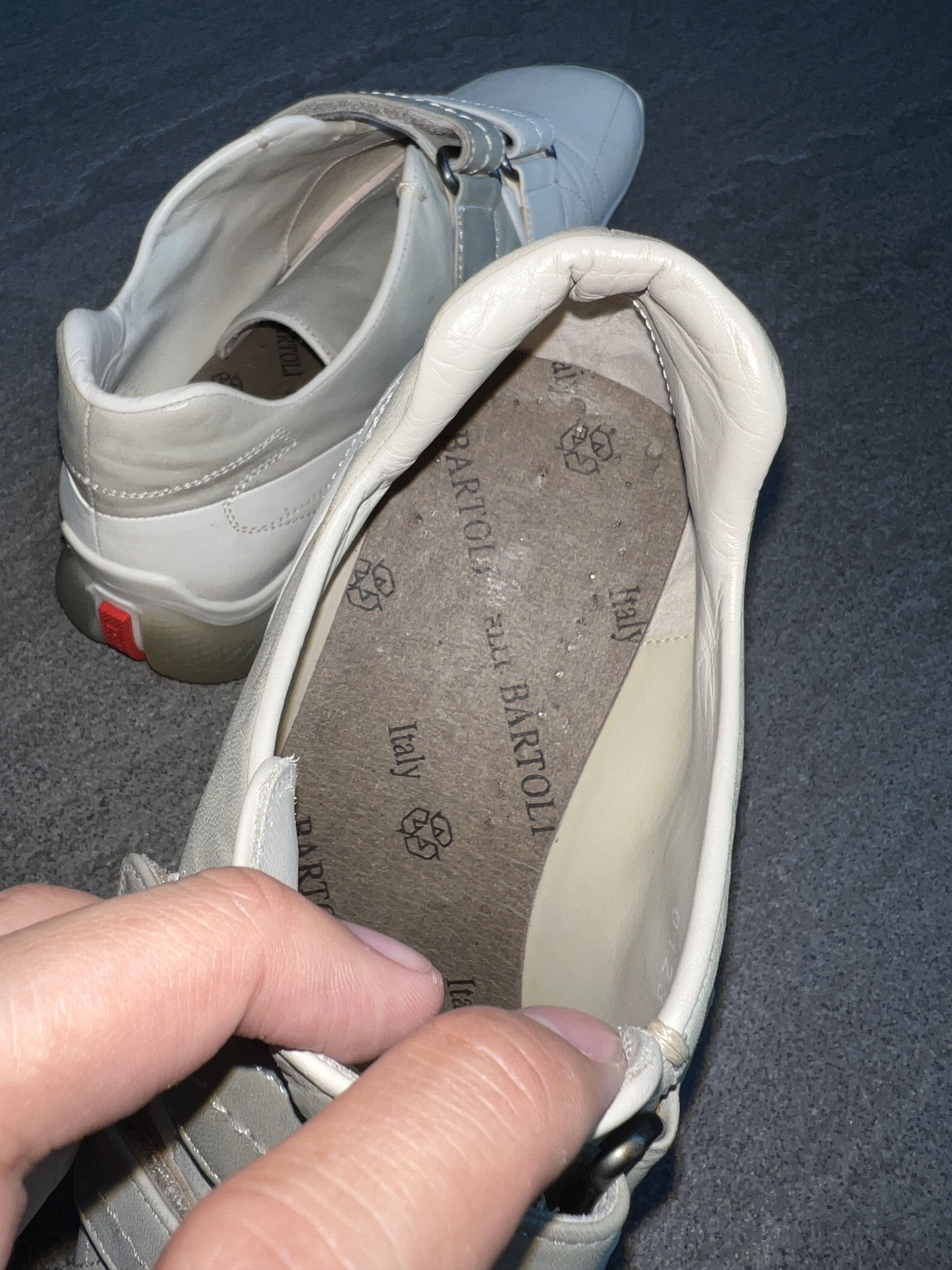 Prada Prada America's Cup Velcro Leather Sneakers EU37.5 Size US 7.5 / IT 37.5 - 14 Thumbnail