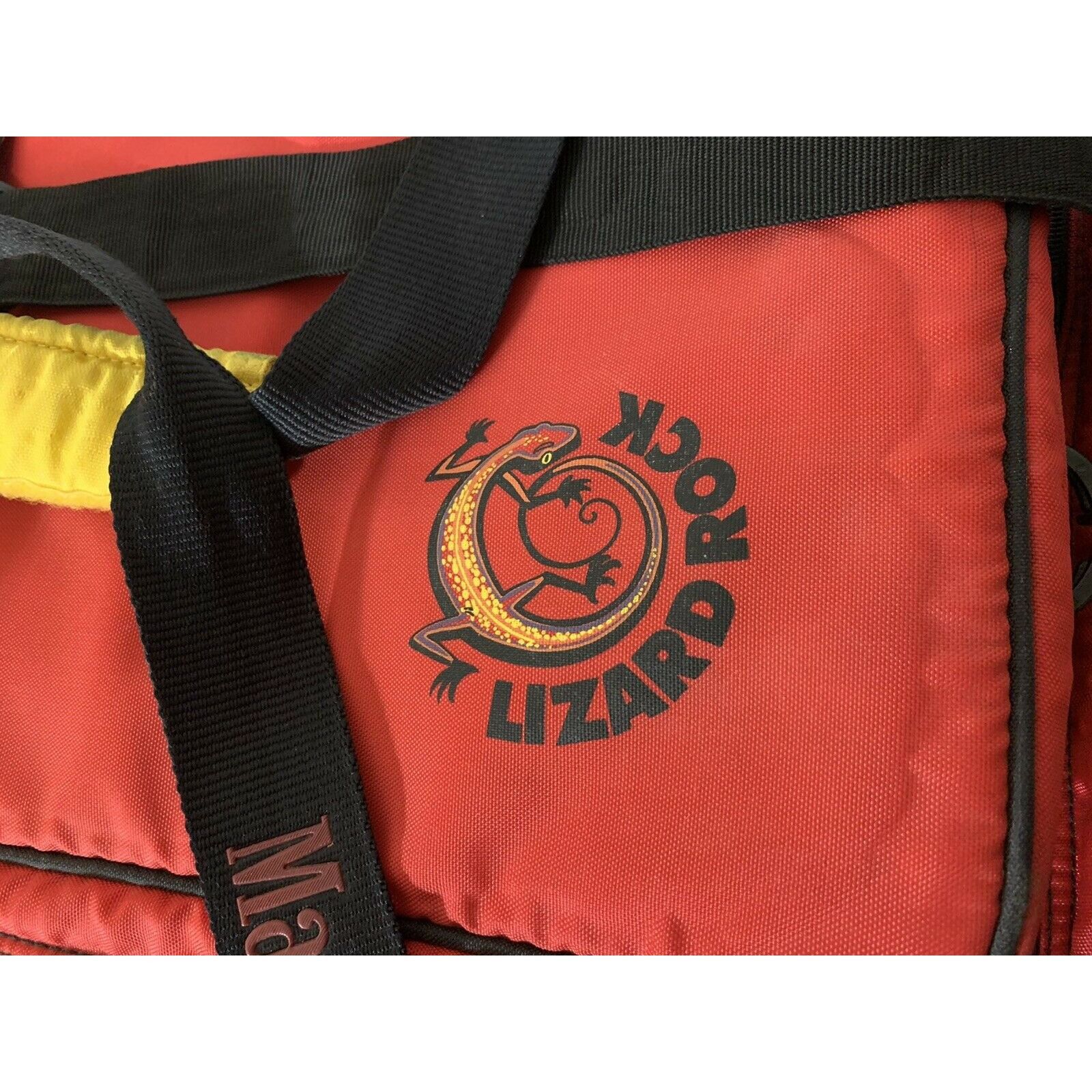 Marlboro Adventure Team VTG Marlboro ADVENTURE TEAM LIZARD ROCK Red LARGE Bag Cooler Size ONE SIZE - 3 Thumbnail