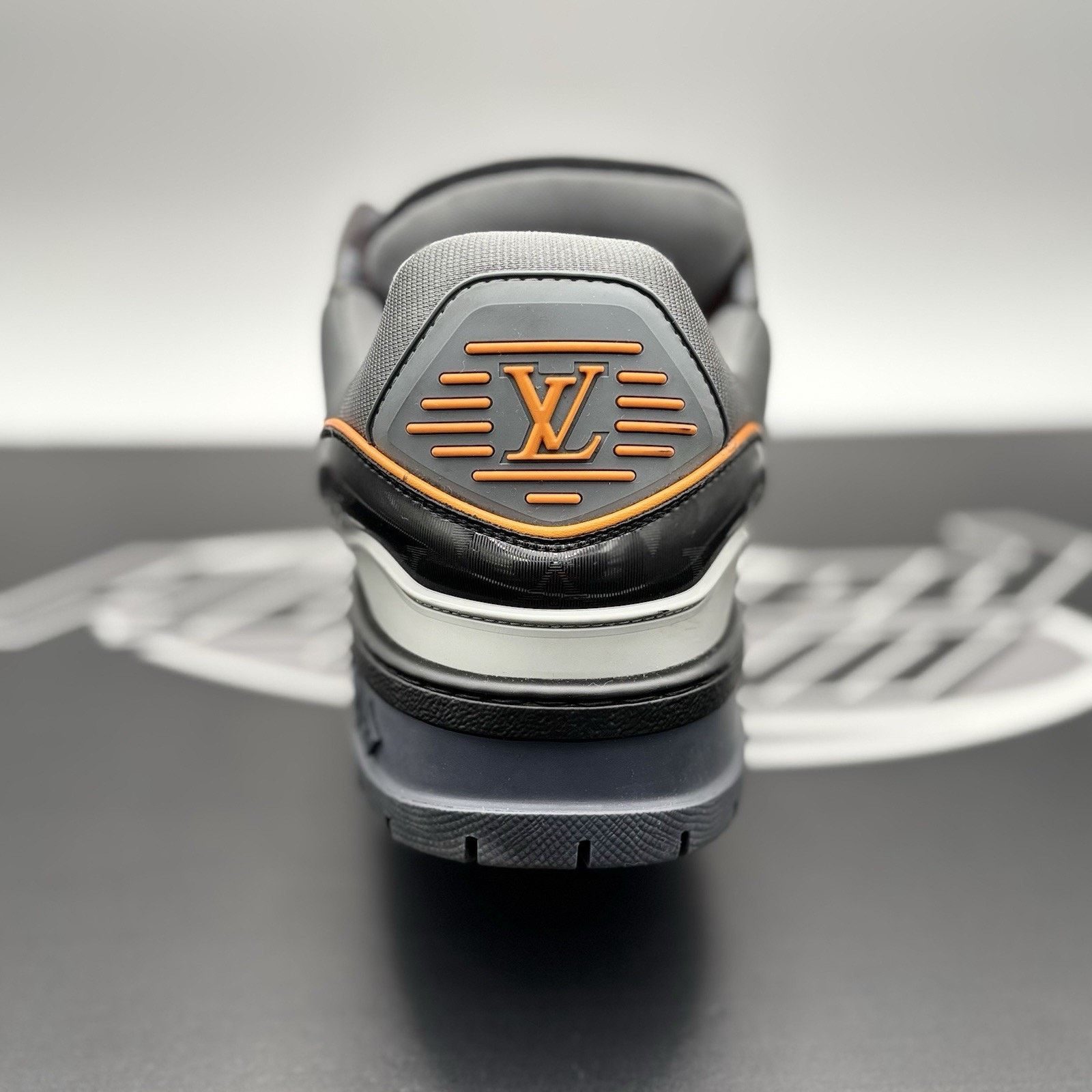 Louis Vuitton 11-11.5 Louis Vuitton Maxi ' Black, Orange ' | SUPER CLEAN! Size US 11.5 / EU 44-45 - 12 Thumbnail
