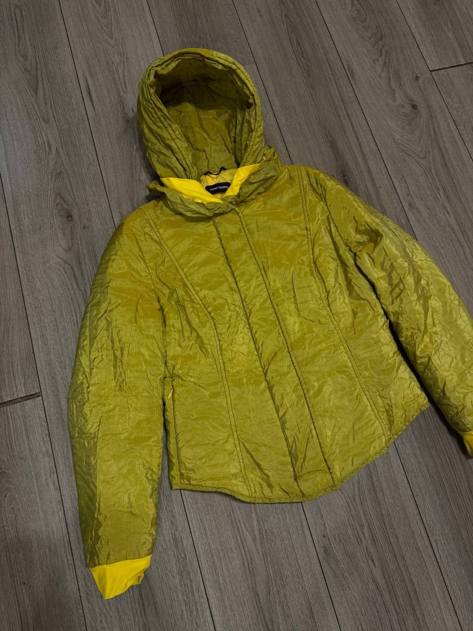 TONI GARD Luxury Avant-Garde Toni Gard Down Jacket Yellow SIze S Mens Size US S / EU 44-46 / 1 - 1 Thumbnail