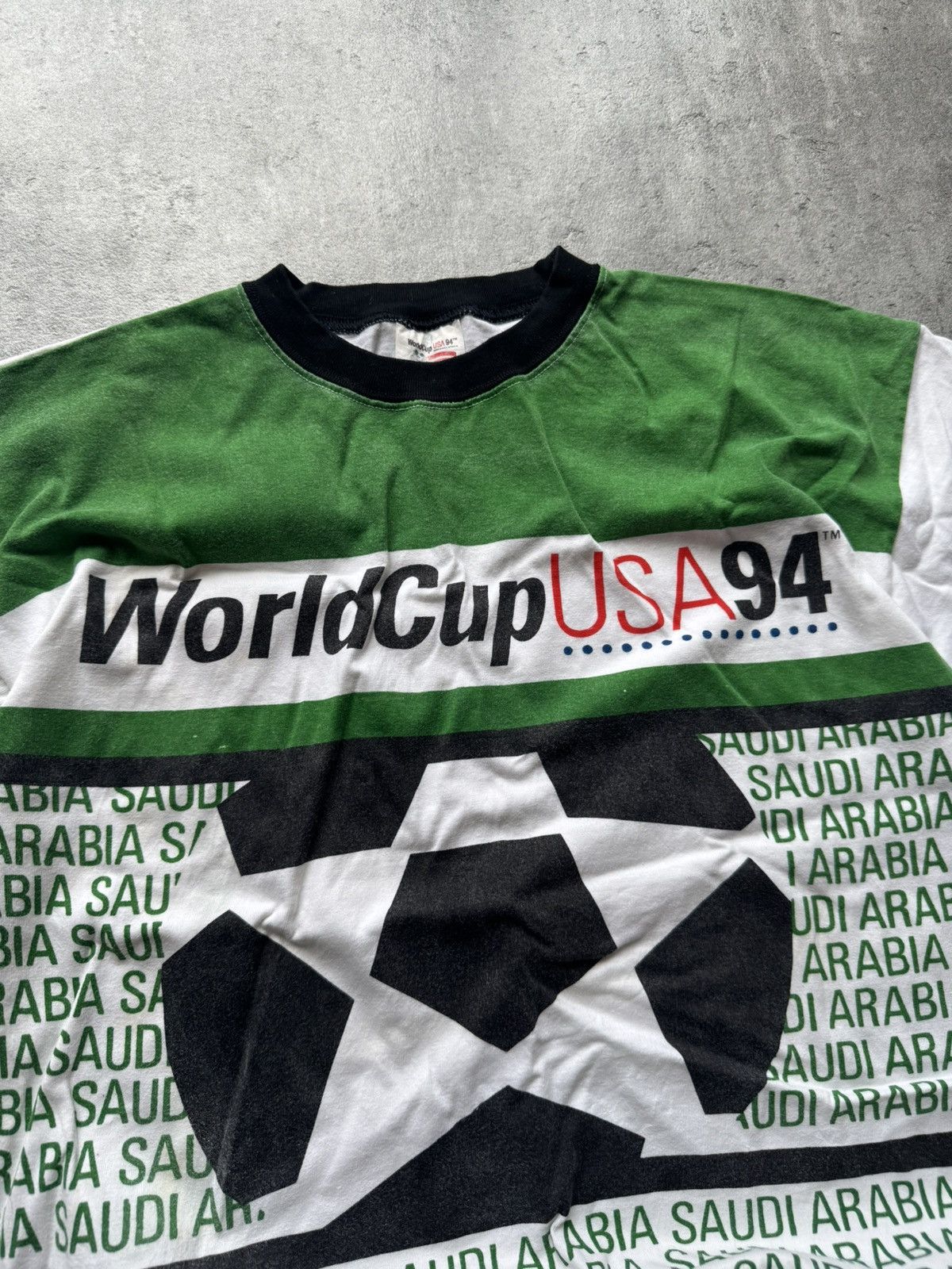Vintage Vintage FIFA World Cup USA Saudi Arabia 1994 Promo Tee Size US L / EU 52-54 / 3 - 3 Thumbnail
