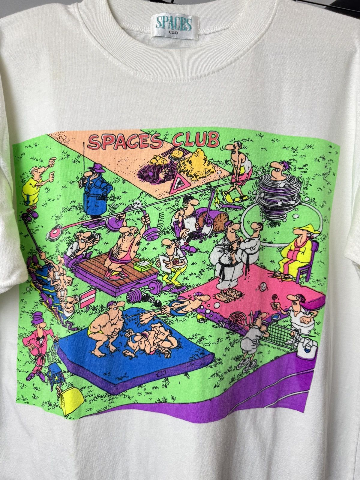 Vintage 80-90’s Vintage Boxy Art Gym Wrestling Gum T Shirt Size US M / EU 48-50 / 2 - 2 Thumbnail