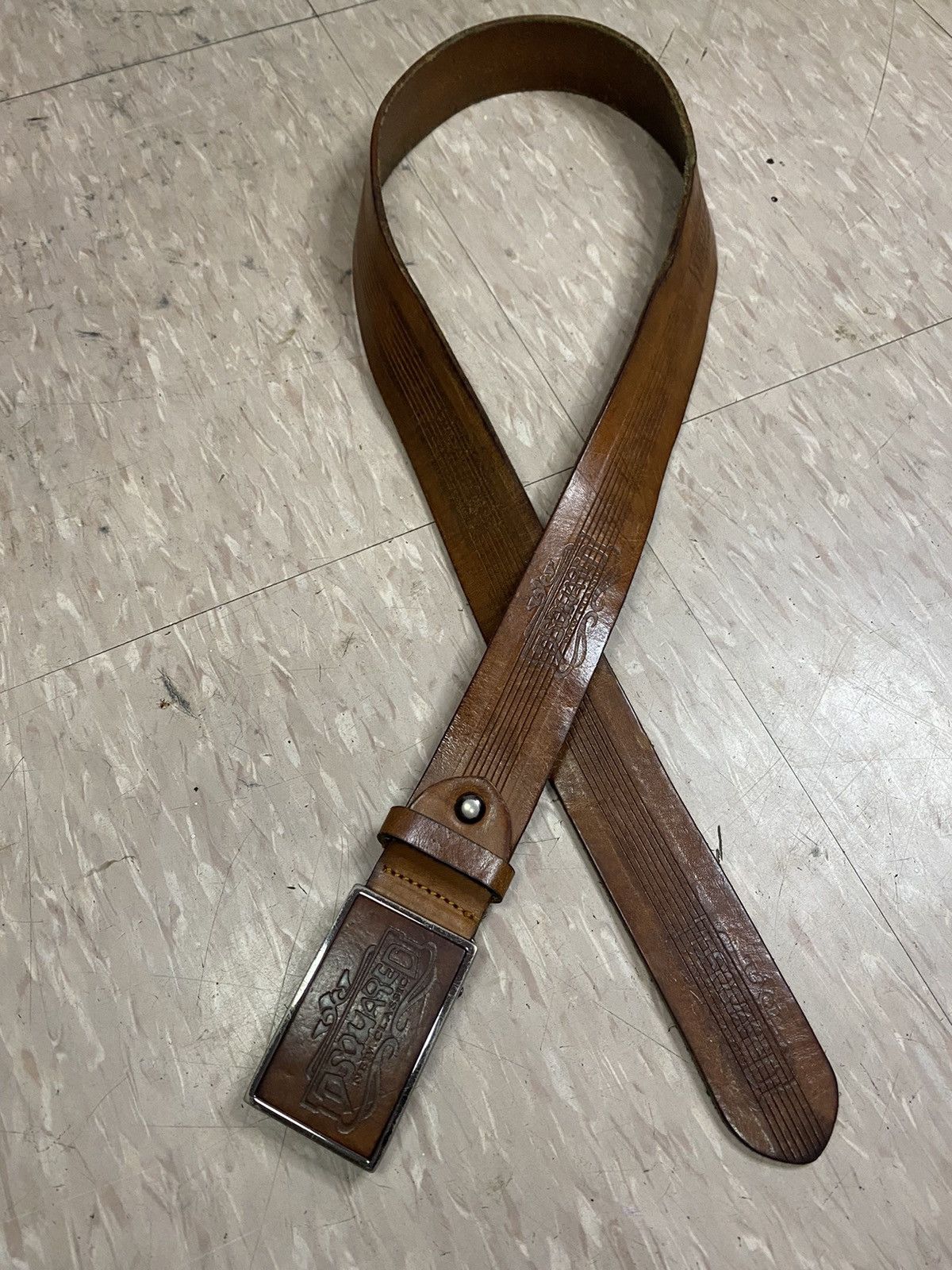 Dsquared2 × Vintage Dsquared new classic leather belt Size 34 - 9 Thumbnail