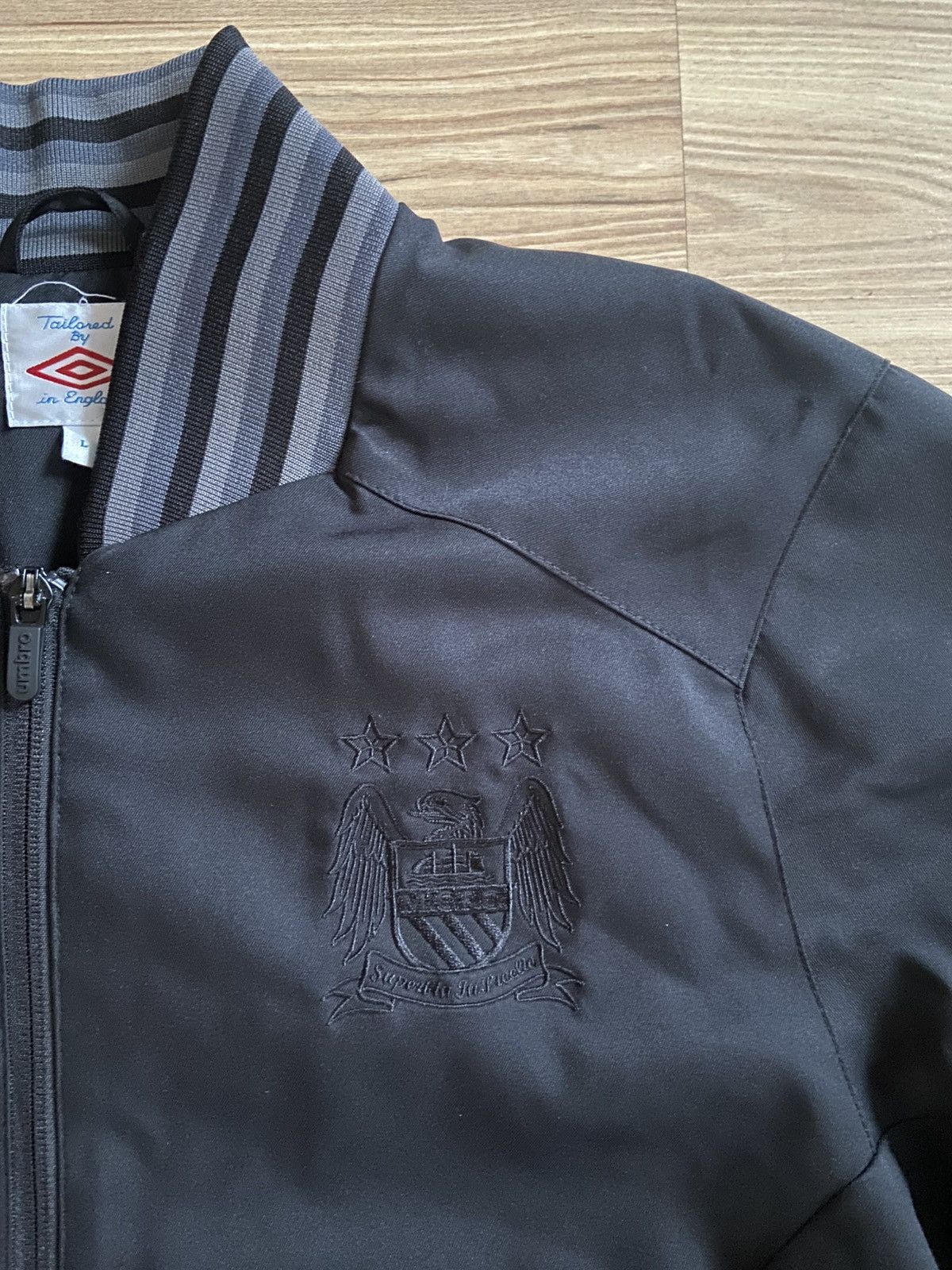 Umbro Manchester City Umbro Vintage soccer jacket Size US L / EU 52-54 / 3 - 2 Thumbnail