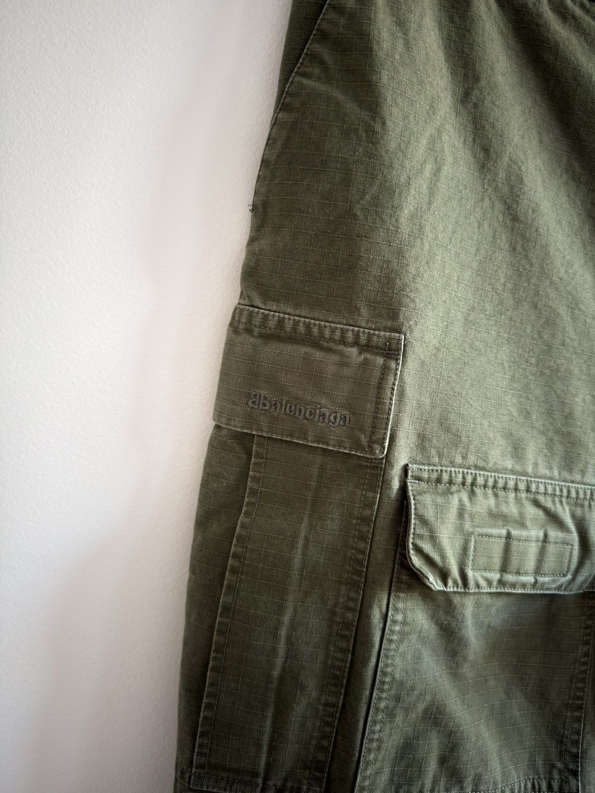 Balenciaga *DEMNA* BALENCIAGA RIPSTOP CARGO BAGGY PANTS Sz 48 green Size US 32 / EU 48 - 4 Thumbnail