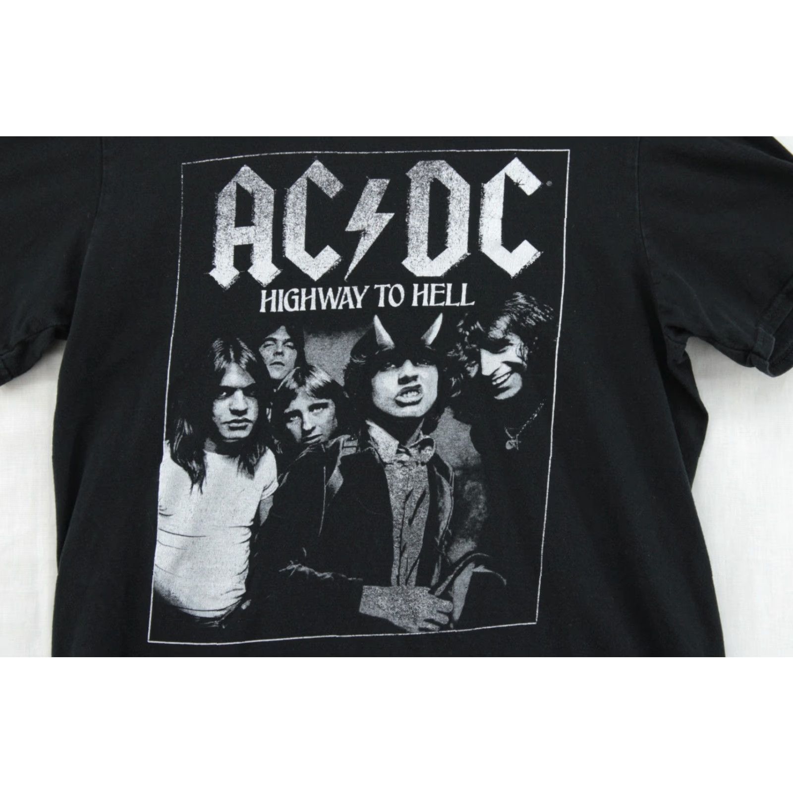 Vintage AC/DC T Shirt Men's M Black Short Sleeve Highway to Hell Concert Band Tee Shirt Heading to Hell Size US M / EU 48-50 / 2 - 2 Thumbnail
