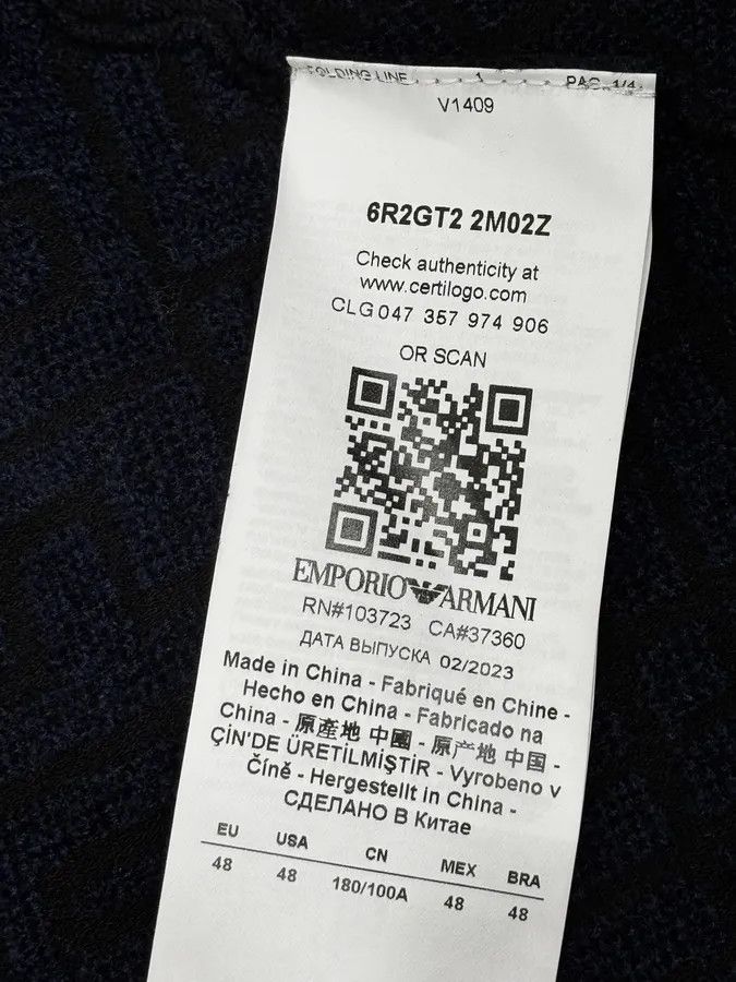 Emporio Armani SS2023 Emporio Armani Asymmetrical Navy Textured Jacket Size XS / US 0-2 / IT 36-38 - 11 Thumbnail