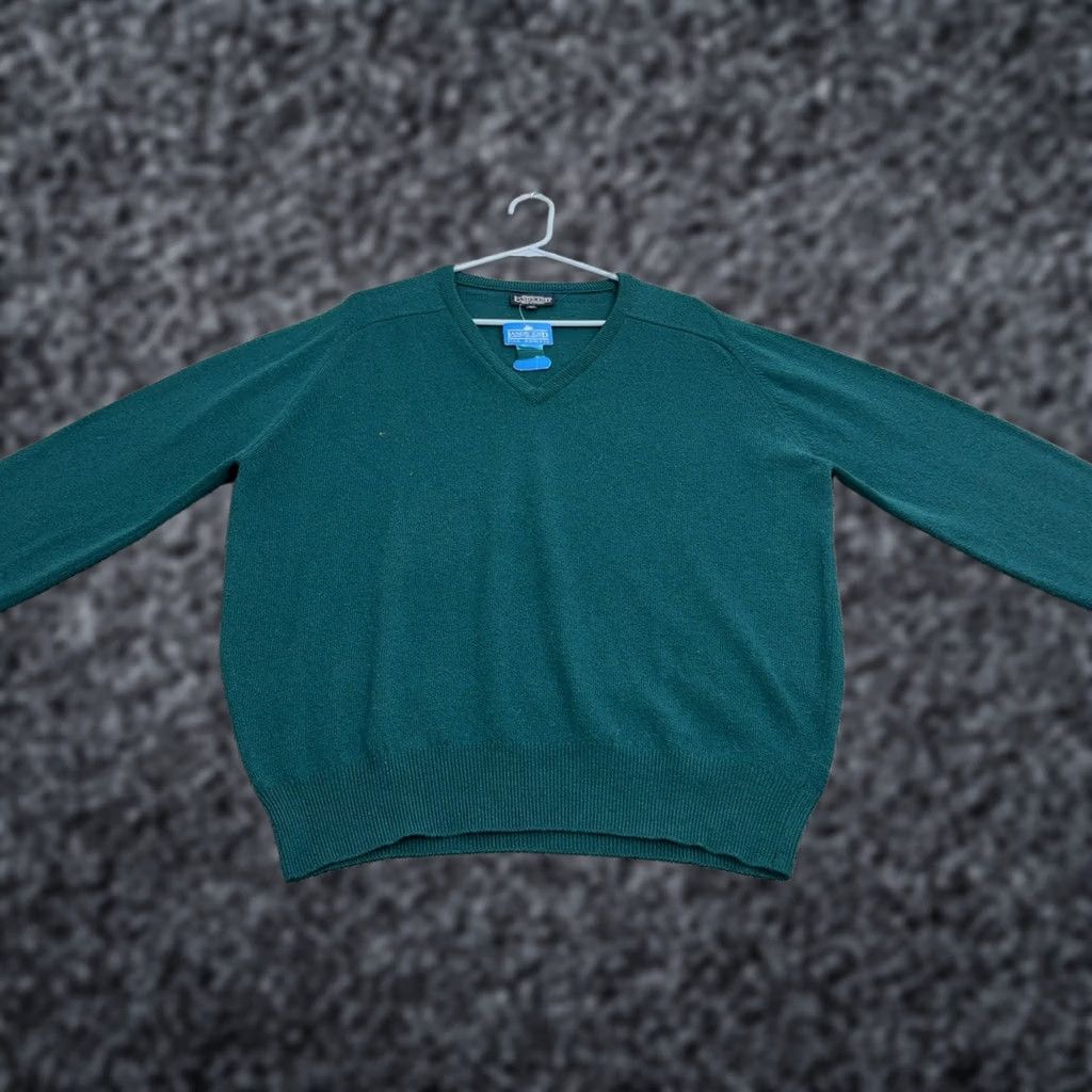 Lands' End VINTAGE Lands End Sweater Mens L Green Lambswool V Neck Pullover Classic Preppy Size US L / EU 52-54 / 3 - 1 Thumbnail