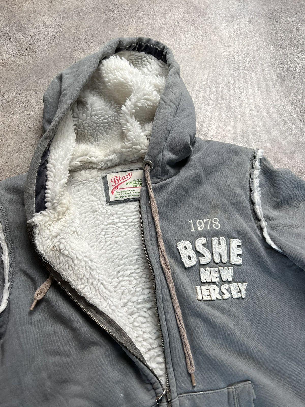 20471120 Vintage distressed hoodie Size S / US 4 / IT 40 - 5 Thumbnail