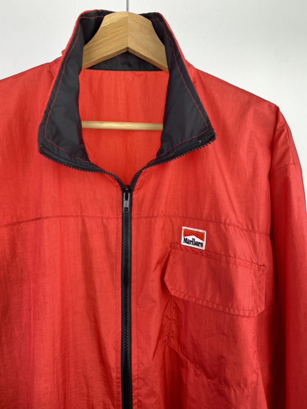 Formula 1 90’s Marlboro Spell-out Souvenir Nylon Jacket Size US L / EU 52-54 / 3 - 3 Thumbnail
