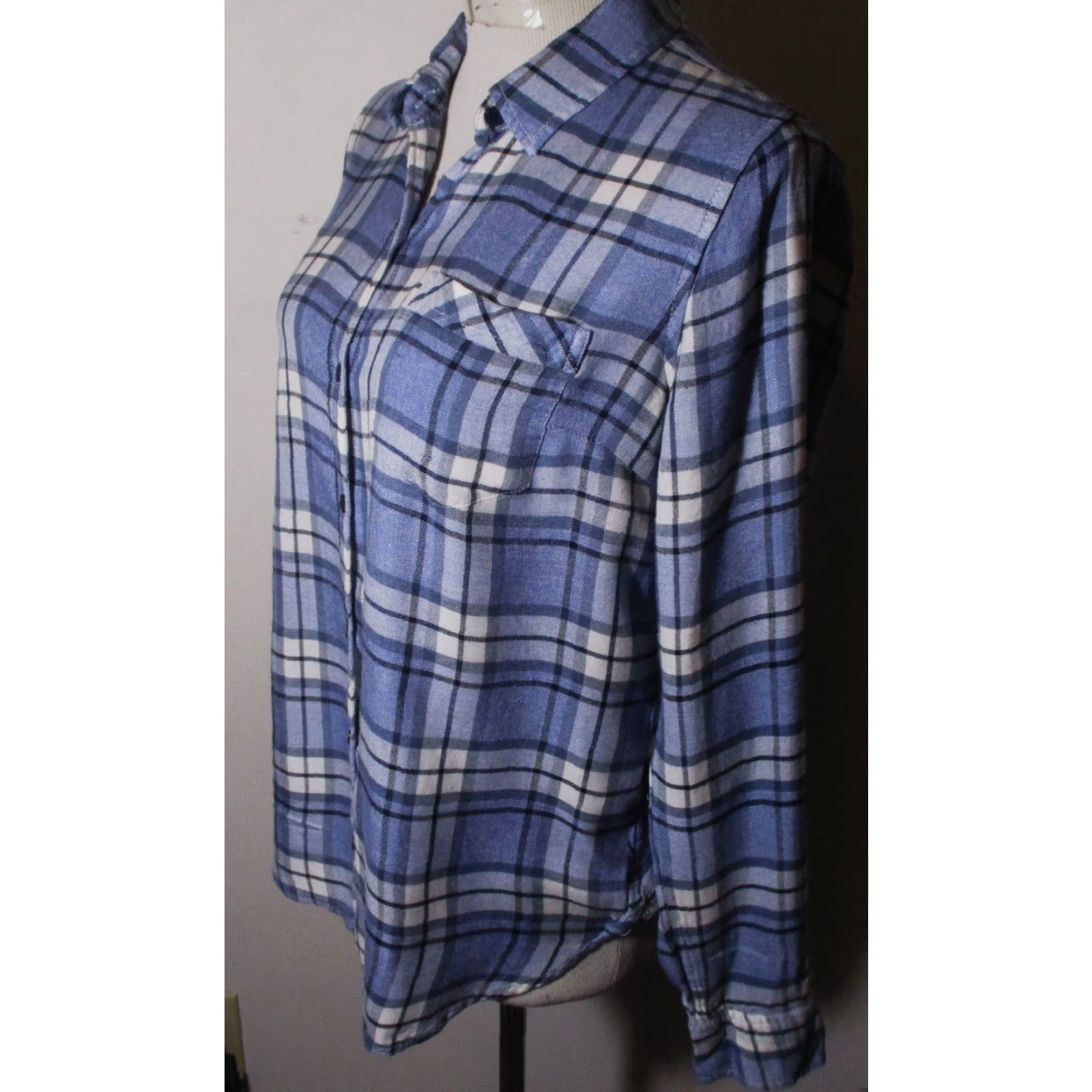 Lucky Brand Lucky Brand Blue Long Sleeve Button Shirt S/P Women Size S / US 4 / IT 40 - 4 Thumbnail
