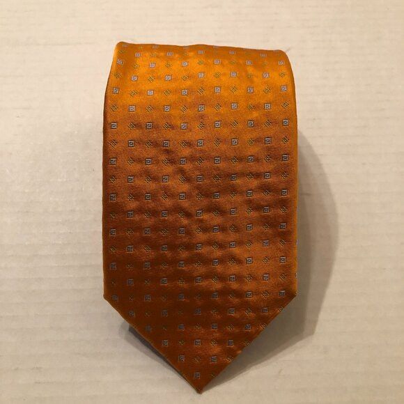 Barneys New York BARNEYS MEN'S NEW ORANGE SILK TIE 3 1/2" X 60" Size ONE SIZE - 1 Thumbnail