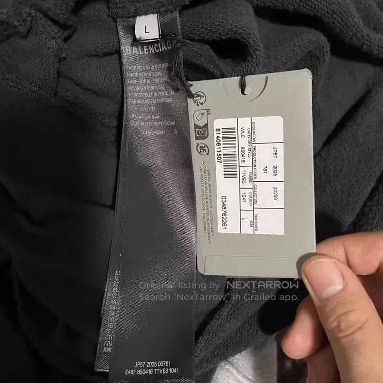 Balenciaga Balenciaga Doodle Signature Letter Raglan Sleeve Hooded Zi Size US L / EU 52-54 / 3 - 4 Thumbnail