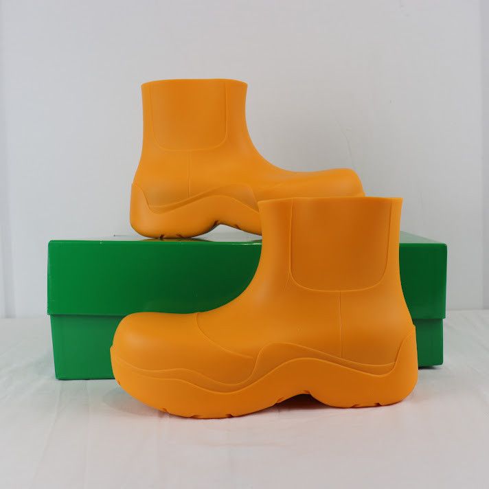 image of Bottega Veneta O1Rshd1 Matt Rubber Puddle Ankle Boots In Tangerine, Men's (Size 7)