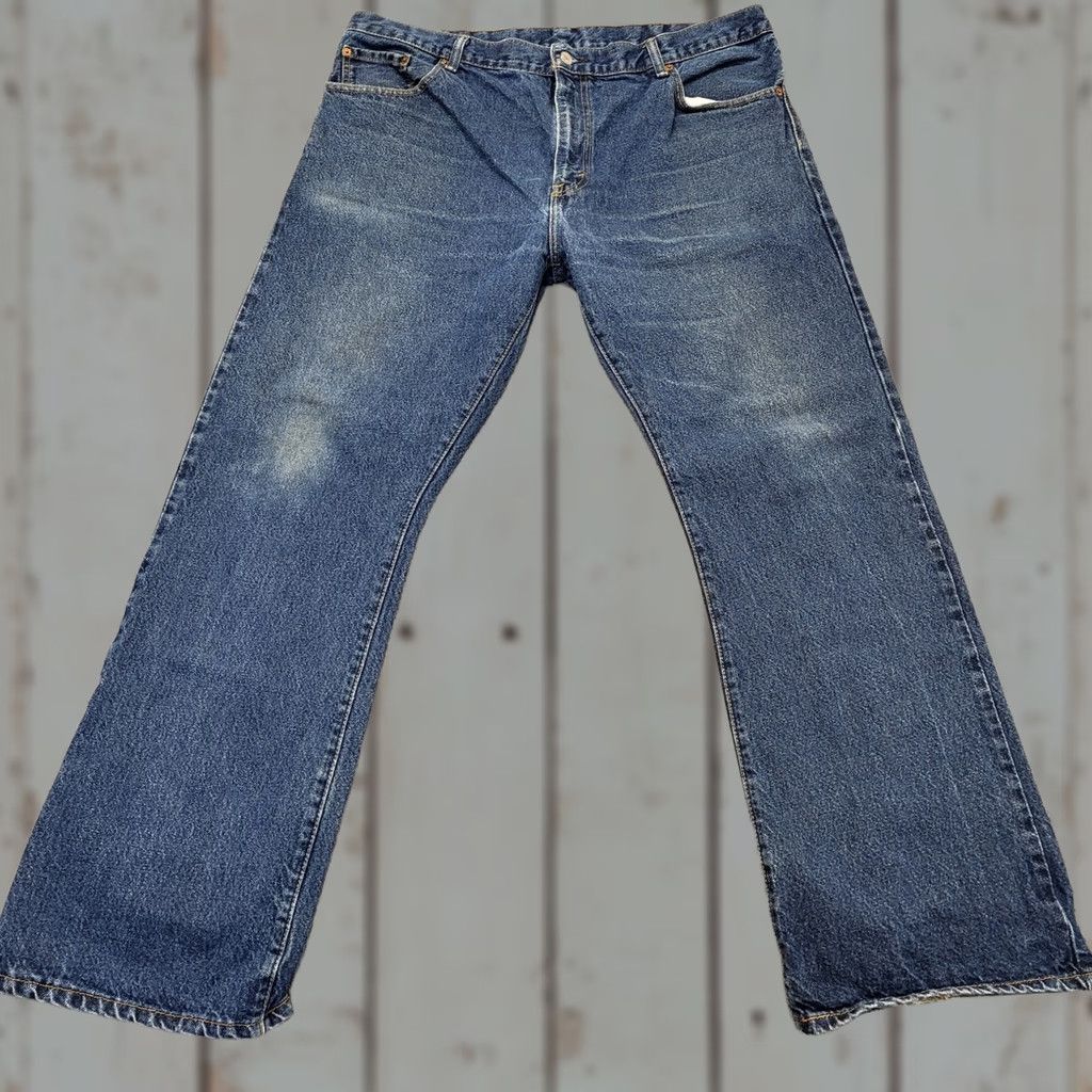Levi's VINTAGE Levis 517 Mens Jeans 40x32 Straight Blue Denim 5-Pocket Regular Waist 40 Red Tab Mens Size US 40 / EU 56 - 1 Thumbnail