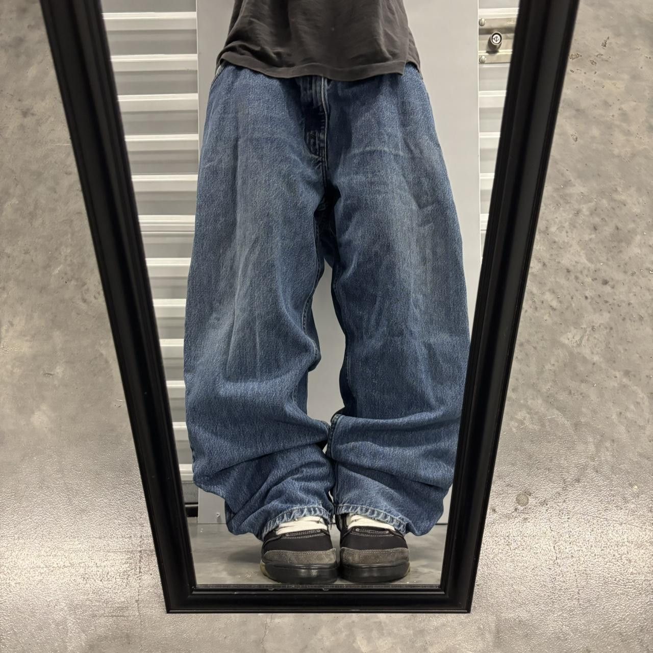 Japanese Brand × Vintage Crazy Vintage Y2K/2000s Baggy Dark Wash Skater Denim Jeans! Size US 42 / EU 58 - 1 Thumbnail