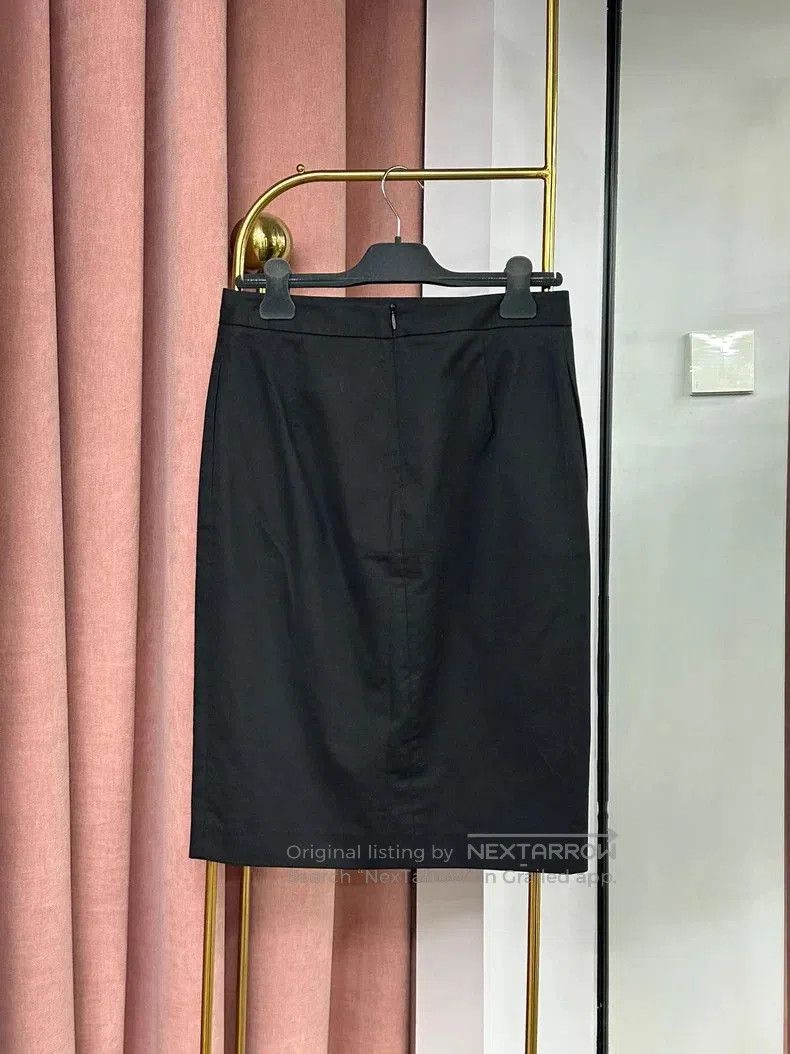 The Row The Row Black Split Hem Mini Skirt. Size US 26 / EU 42 - 2 Thumbnail