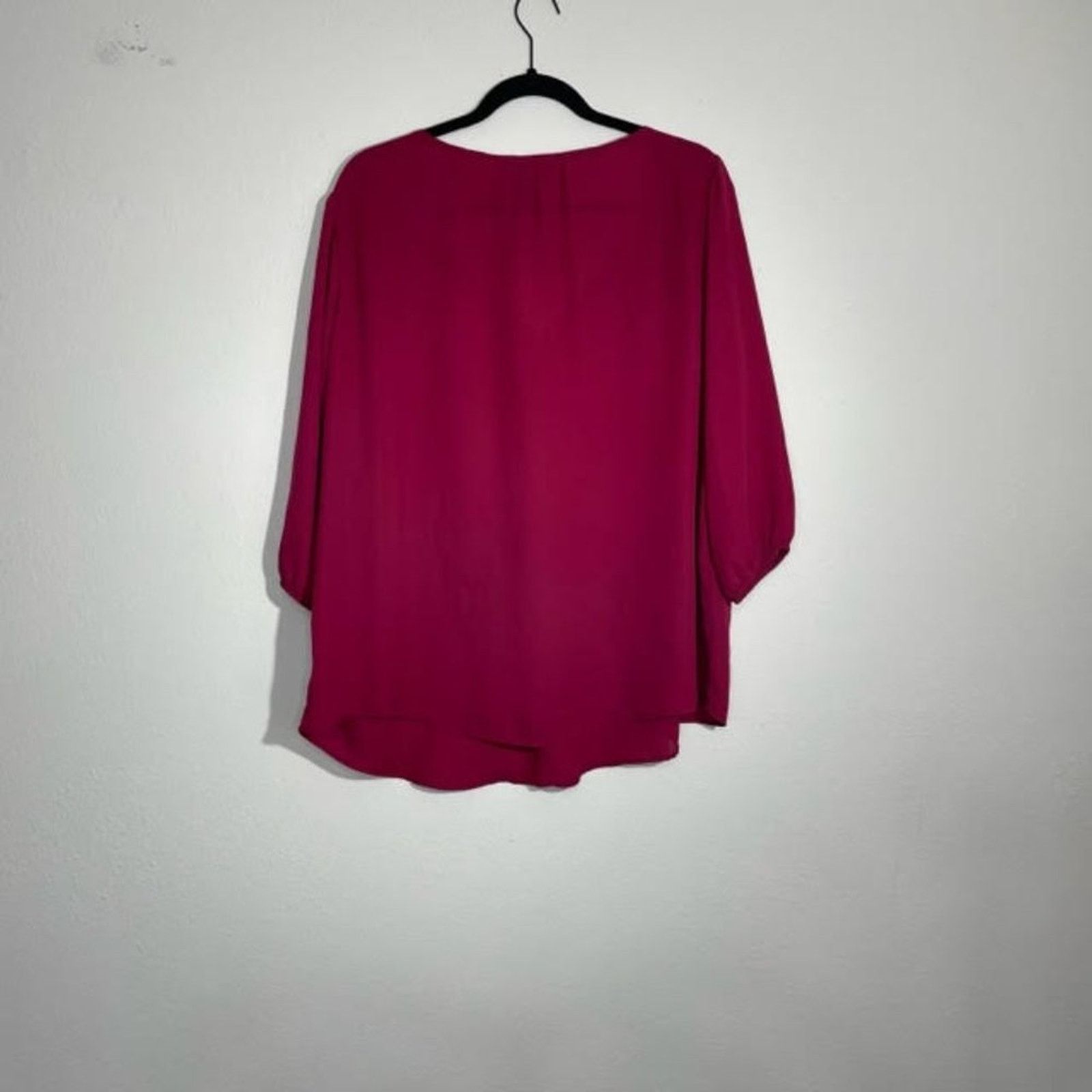 Other About A Girl Burgundy V Neck Relaxed Blouse Size 1X Size XXL / US 16-18 / IT 52-54 - 10 Thumbnail