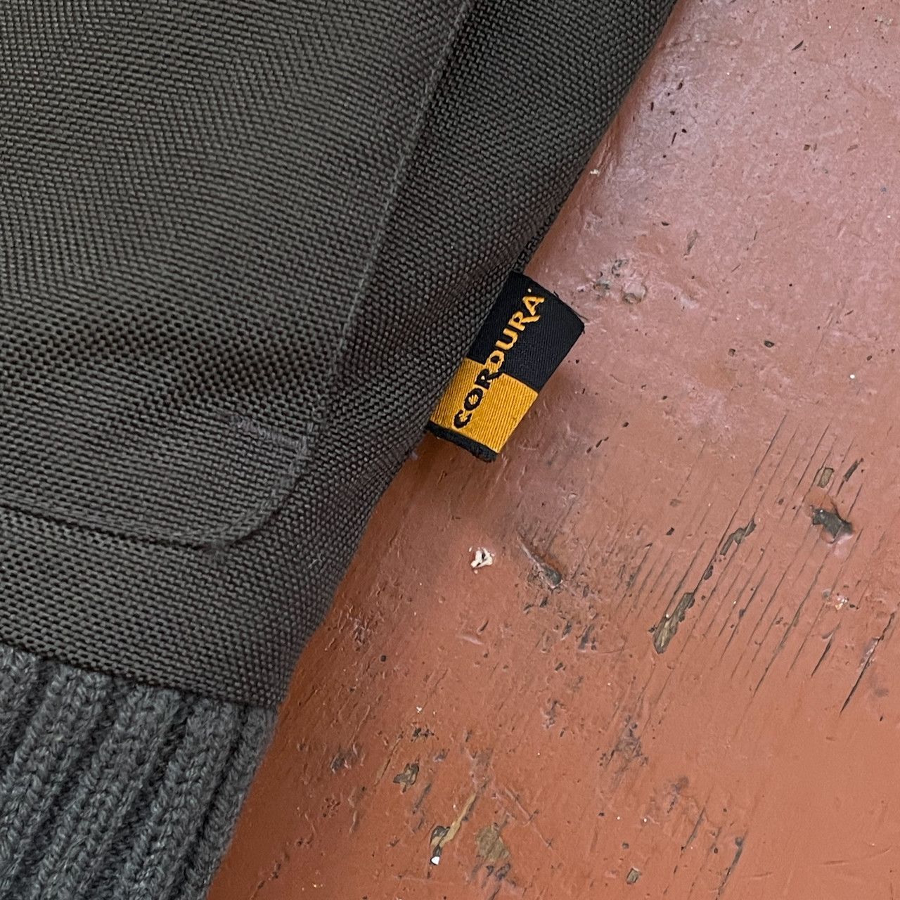 Carhartt Vintage Carhartt Olive Bomber Jacket – Canvas Workwear Size US M / EU 48-50 / 2 - 6 Thumbnail
