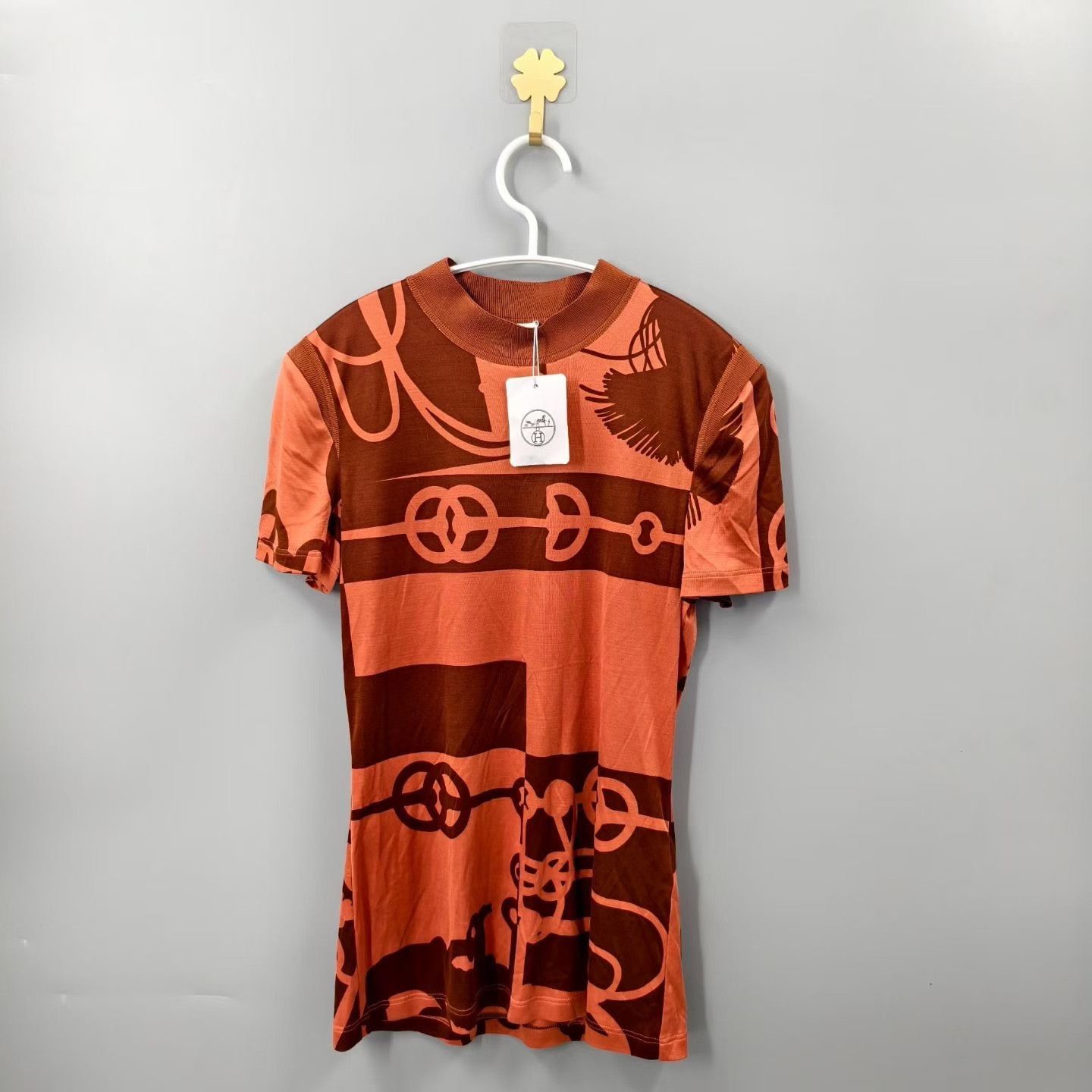 Hermes Hermes Orange Horseshoe Print Silk Top Size XS / US 0-2 / IT 36-38 - 1 Thumbnail