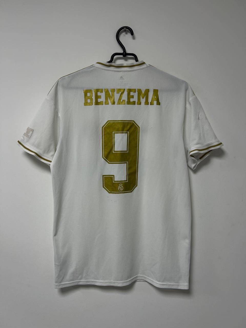 Adidas Real Madrid #9 Benzema 2019/2020 Home Football Shirt M Size US M / EU 48-50 / 2 - 1 Thumbnail