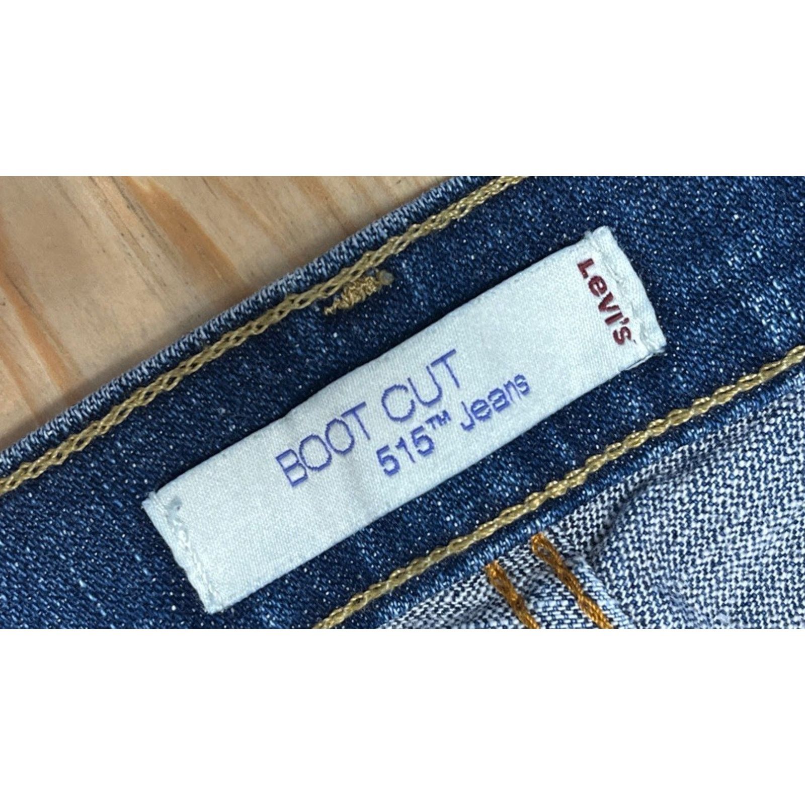 Levi's Y2K Levis 515 Jeans Sz 16 Boot Cut Blue Denim Cotton Women Size 38" / US 16 / IT 52 - 3 Thumbnail