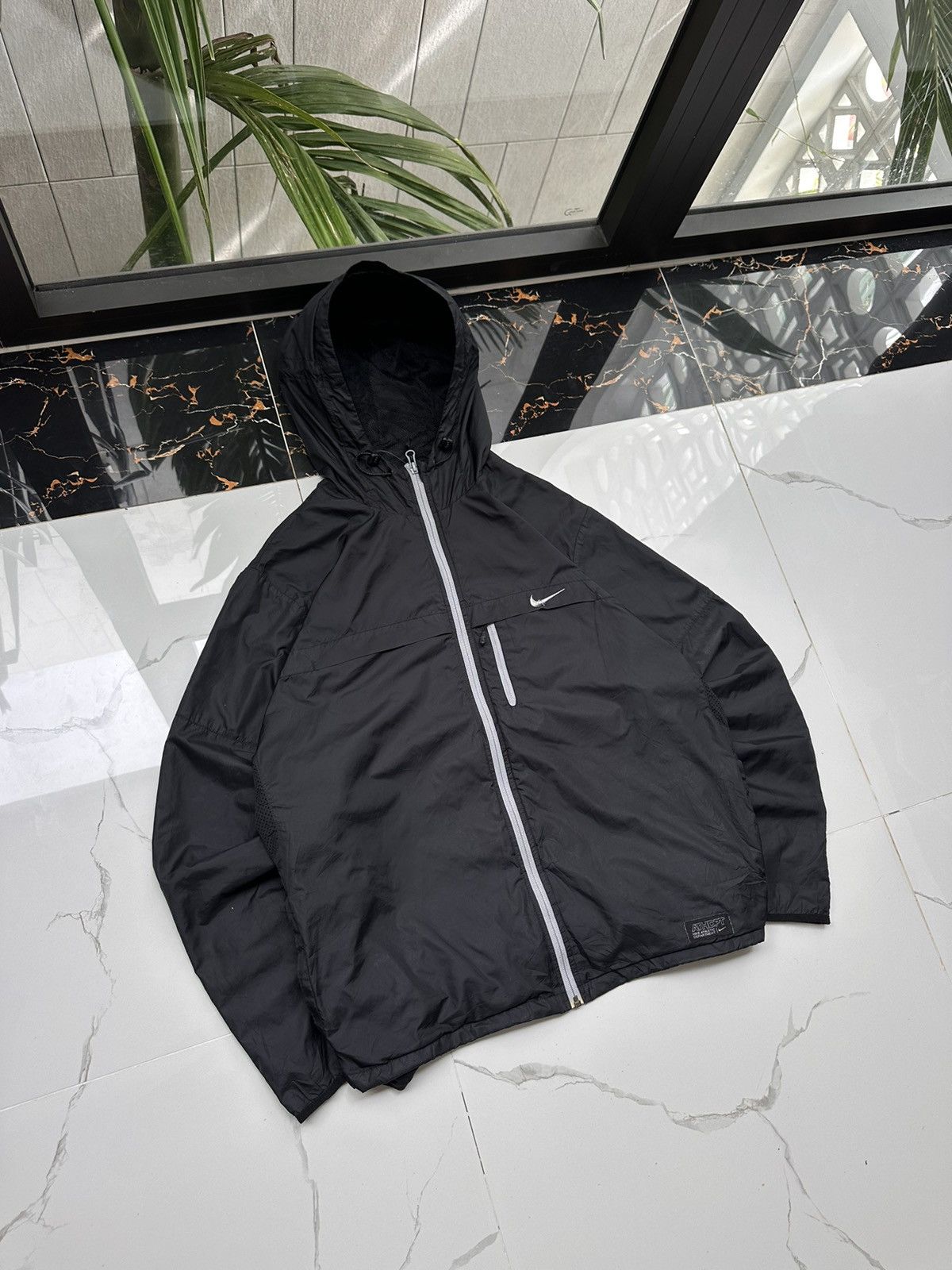 Nike × Vintage NIKE ATHLETIC VINTAGE BASIC LOGO STREETWEAR LIGHT JACKET Size US XL / EU 56 / 4 - 1 Thumbnail
