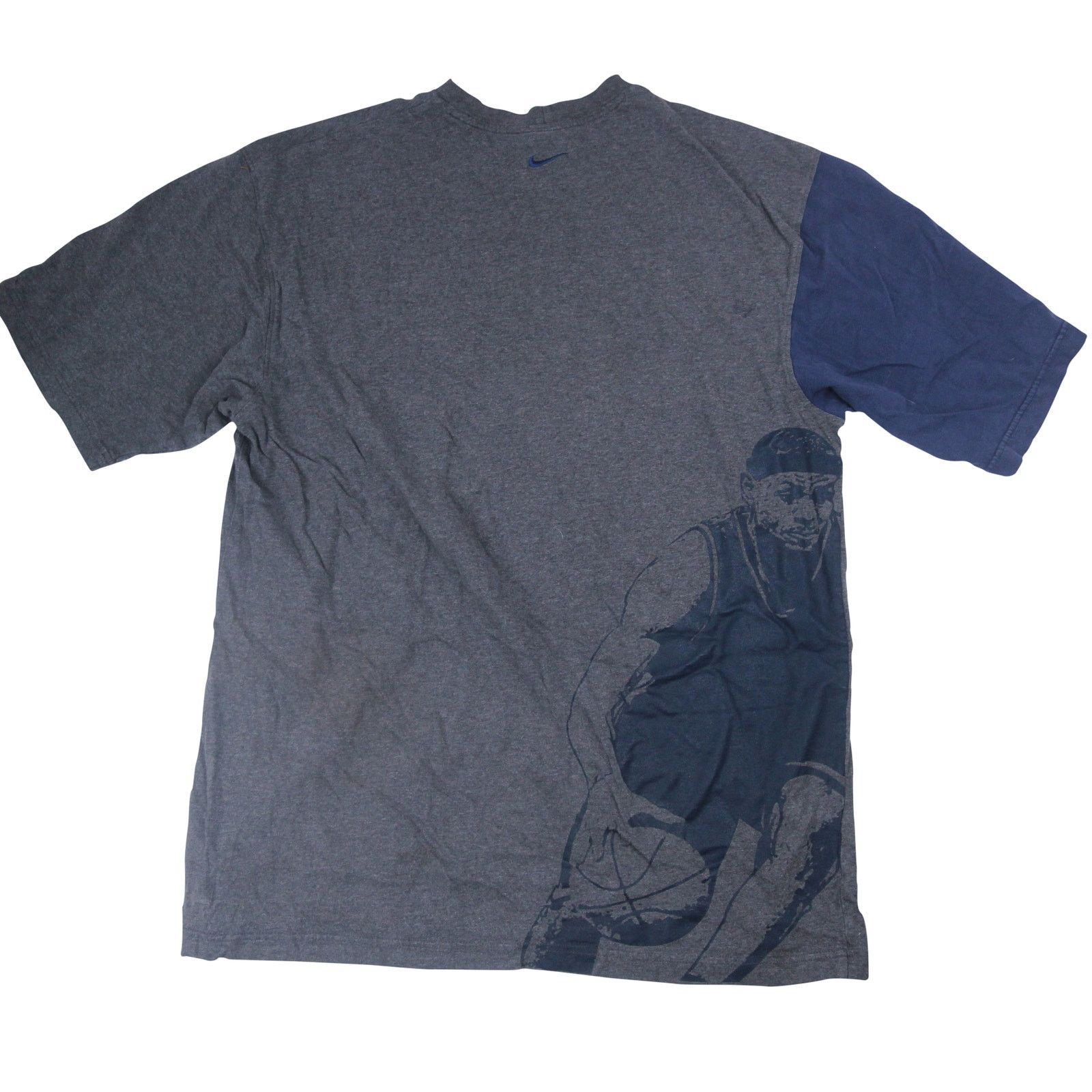 Nike × Vintage Vintage Y2k Nike Lebron Air Zoom 4 Graphic T Shirt Size US L / EU 52-54 / 3 - 7 Thumbnail