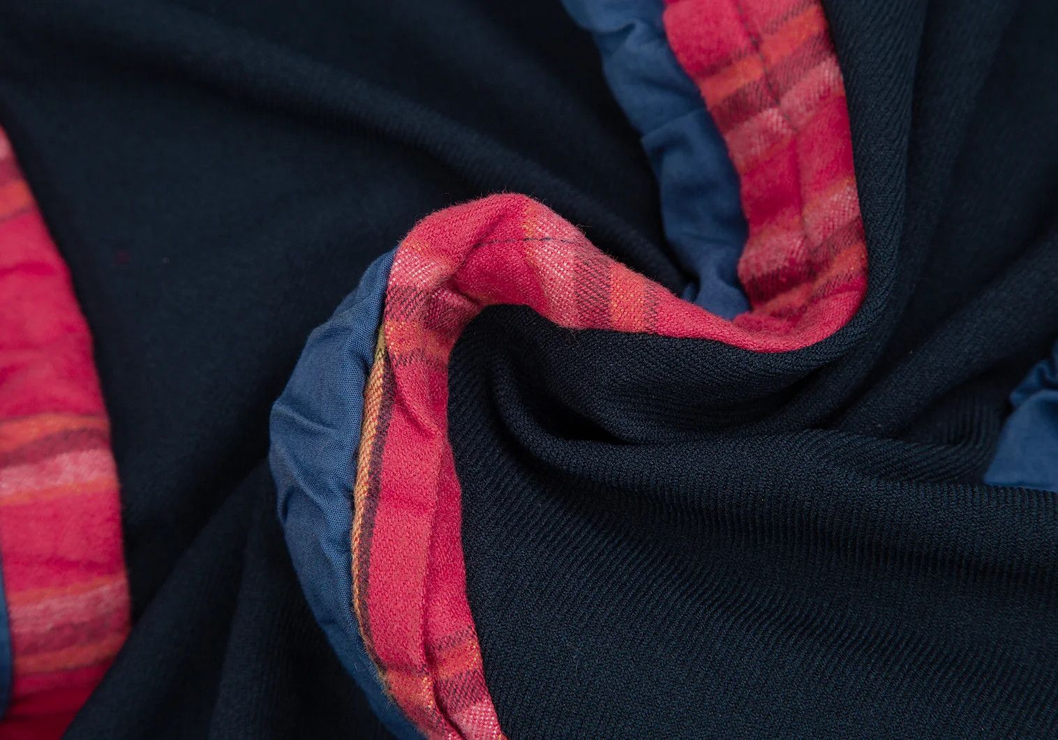Comme des Garcons Homme Plus Seamline Design Polyester Jacket in Navy Blue, Size S Size US S / EU 44-46 / 1 - 15 Thumbnail