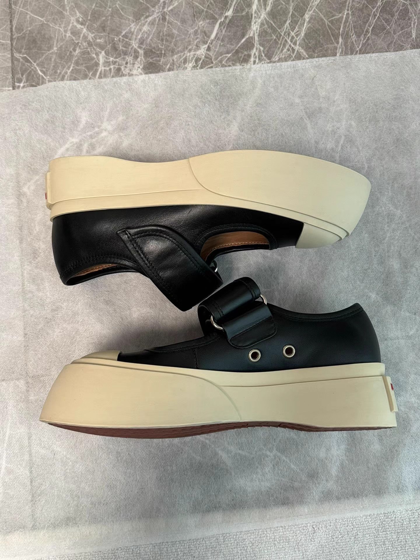 Marni Marni Black Velcro Strap Platform Sneakers K6 Size US 5 / IT 35 - 5 Thumbnail