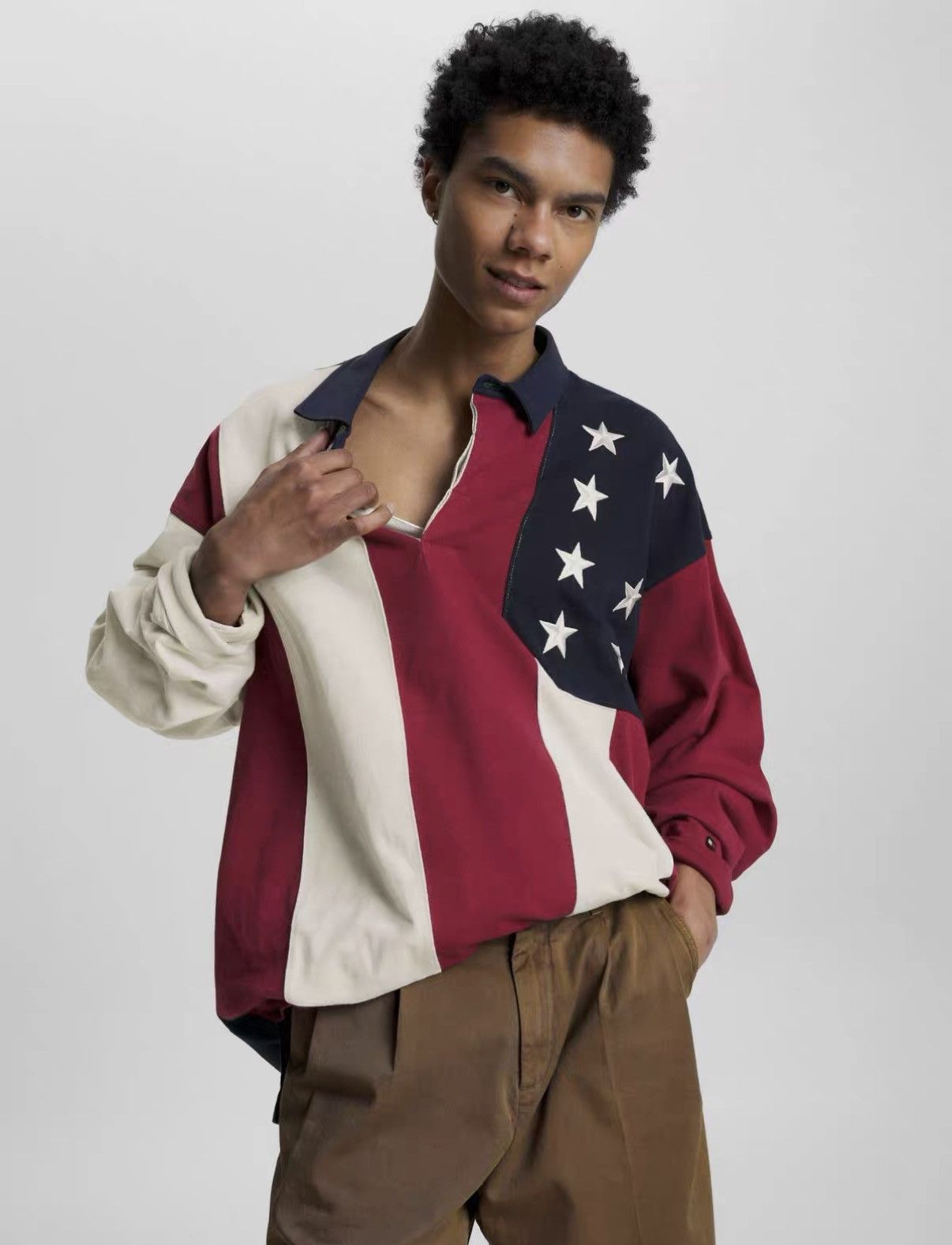 Tommy Hilfiger Tommy Hilfiger x Shawn Mendes Flag Block Long Sleeve J31 Size US M / EU 48-50 / 2 - 7 Thumbnail