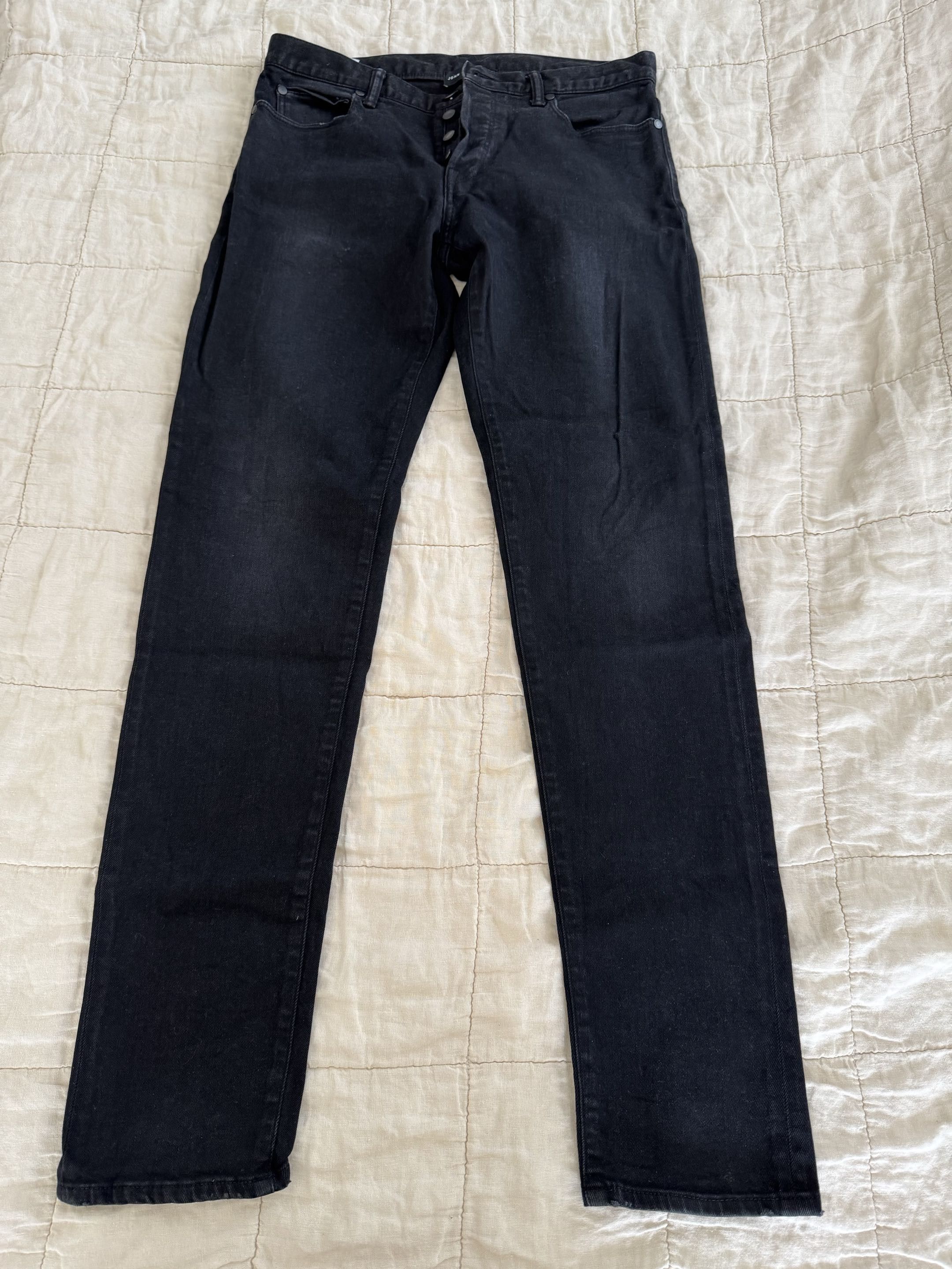 John Elliott CAST 2 CARBON Size US 30 / EU 46 - 1 Thumbnail