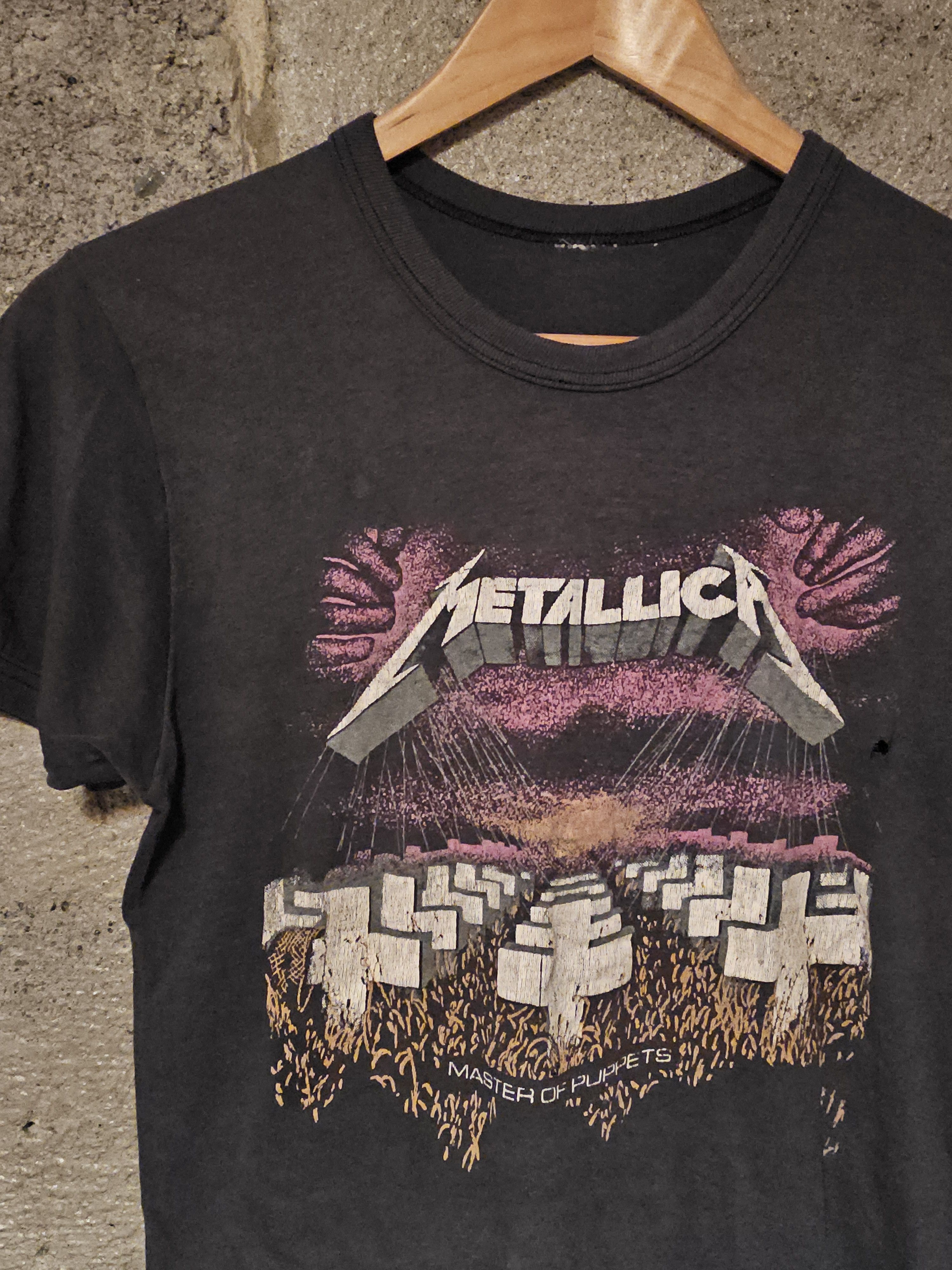 Band Tees × Metallica × Vintage Vintage 80's METALLICA master of puppets t-shirt Size US M / EU 48-50 / 2 - 1 Thumbnail