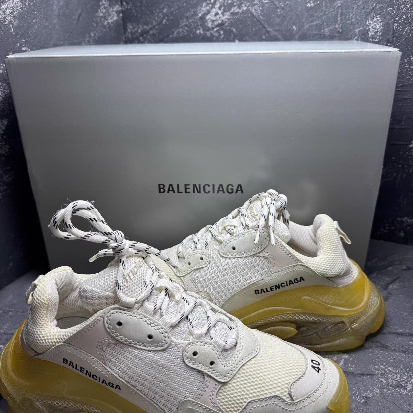 Balenciaga Balenciaga Triple S Beige White Bubble Sole Sneakers Q10 Size US 7 / EU 40 - 2 Thumbnail