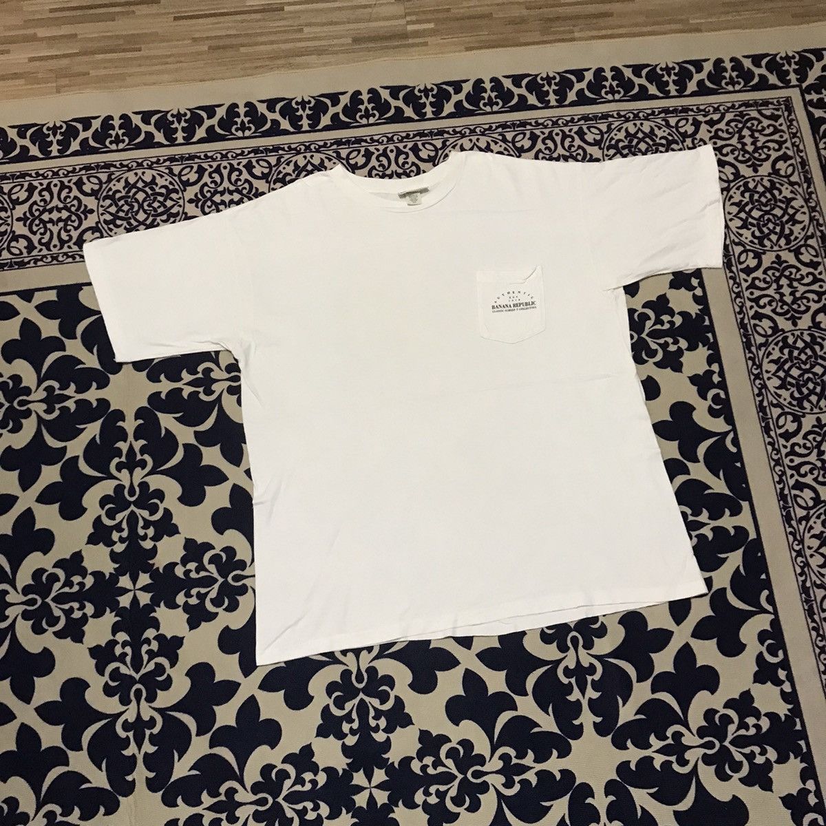 Banana Republic × Vintage VINTAGE BANANA REPUBLIC BACK PRINT RARE TEE Size US XXL / EU 58 / 5 - 7 Thumbnail
