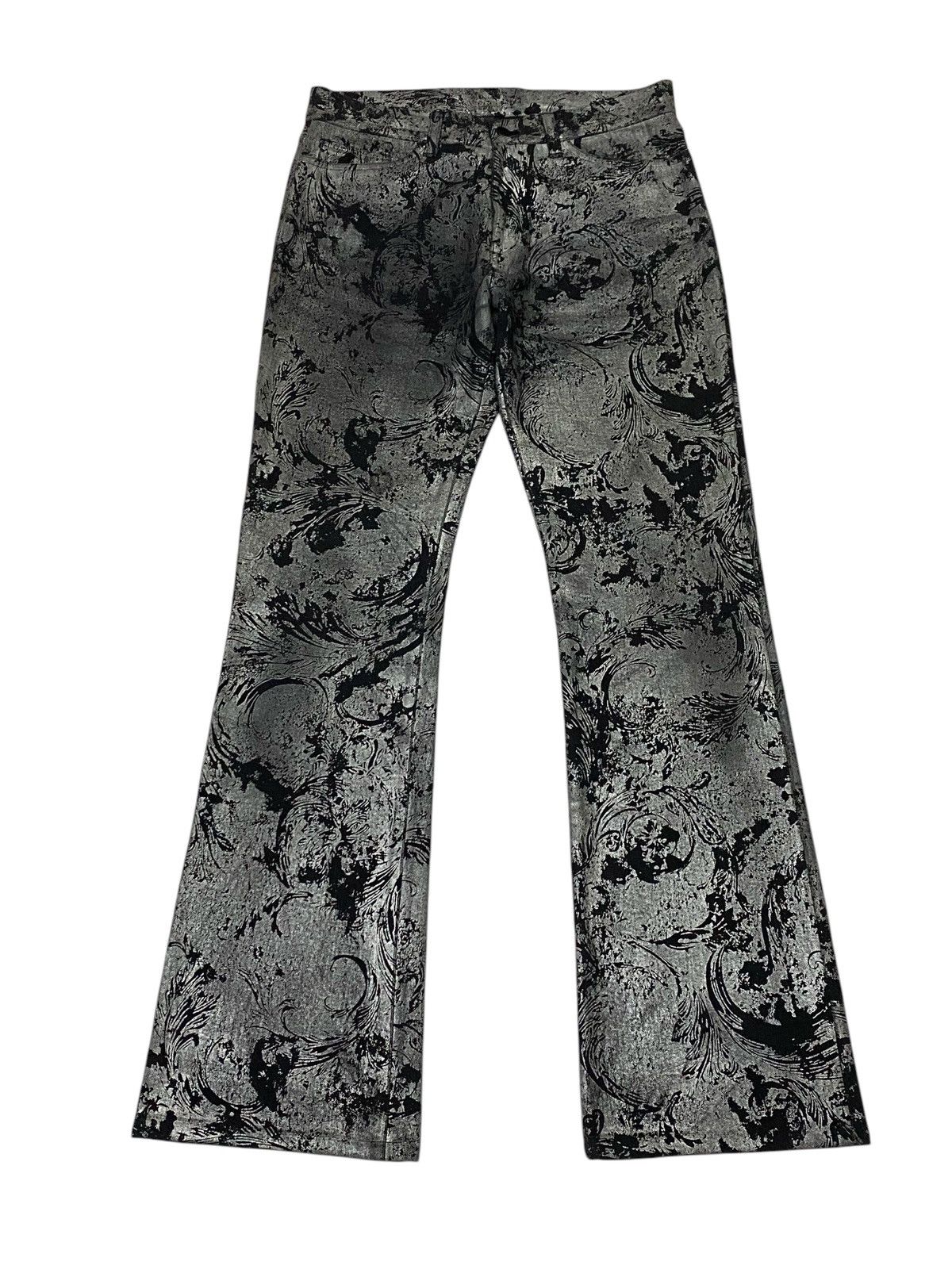 Yoshiyuki Konishi 💃Yoshiyuki Konishi Wax Floral Pattern Flared Denim Pants Size US 30 / EU 46 - 2 Thumbnail