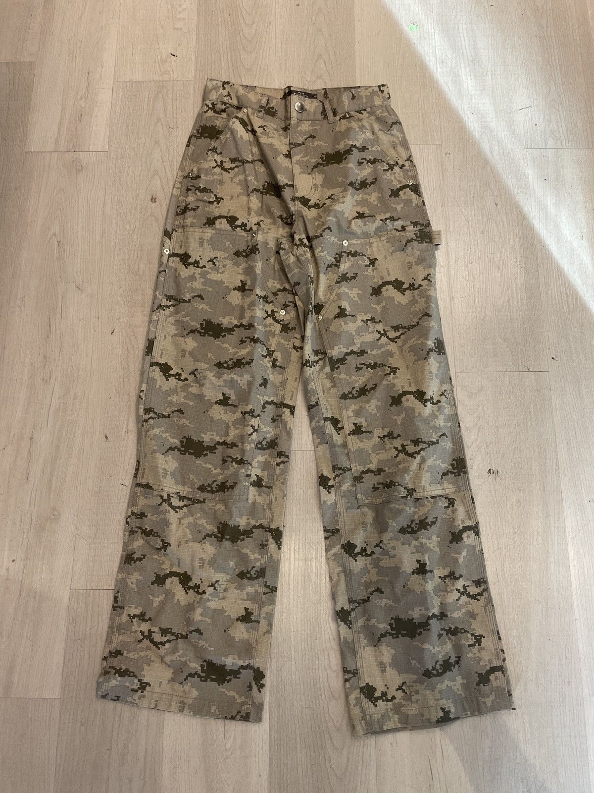 HMDD HMDD Digi Camo Cargo Pants Extra Small Size US 28 / EU 44 - 1 Thumbnail